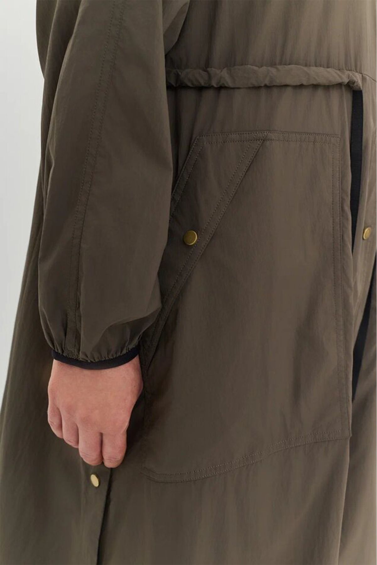 Легкий плащ свободного силуэта, 42р