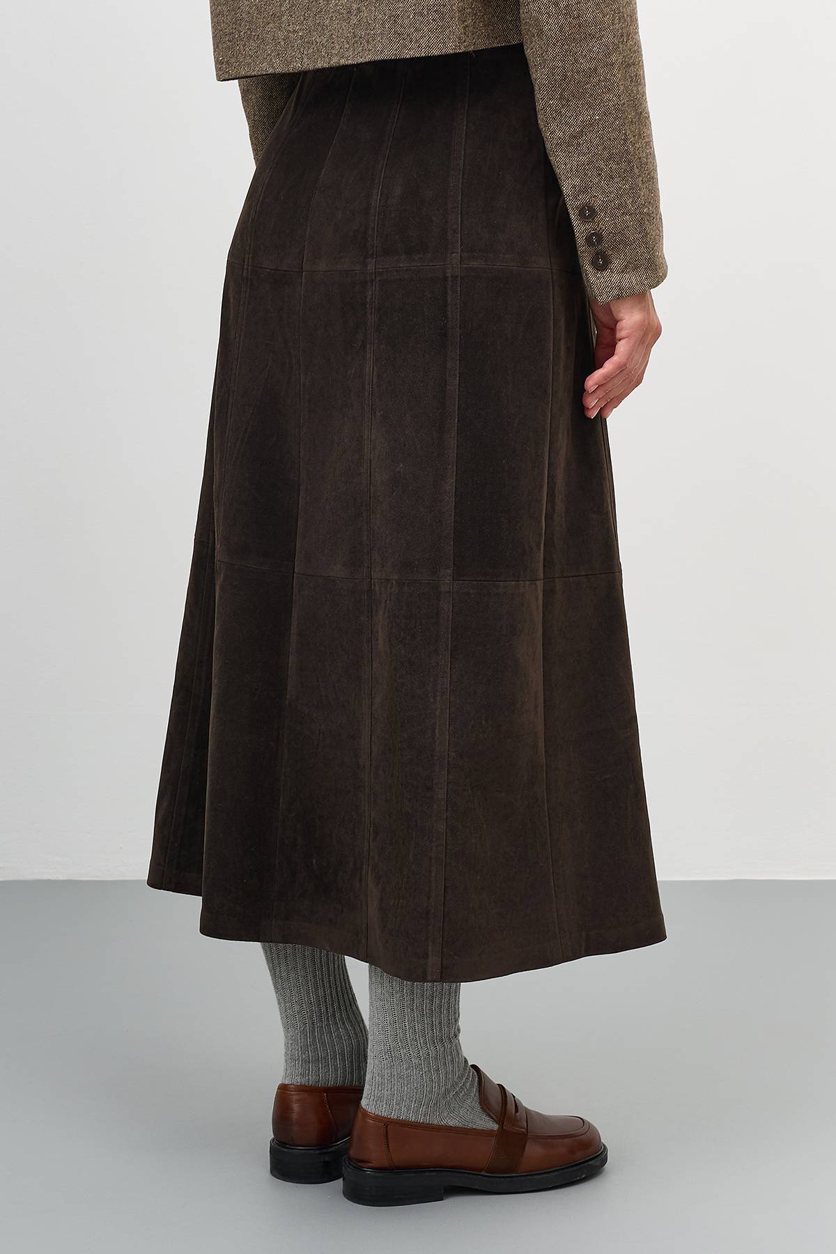 Лимитированная серия юбка А-силуэта из искуственной замши и ремень, 42