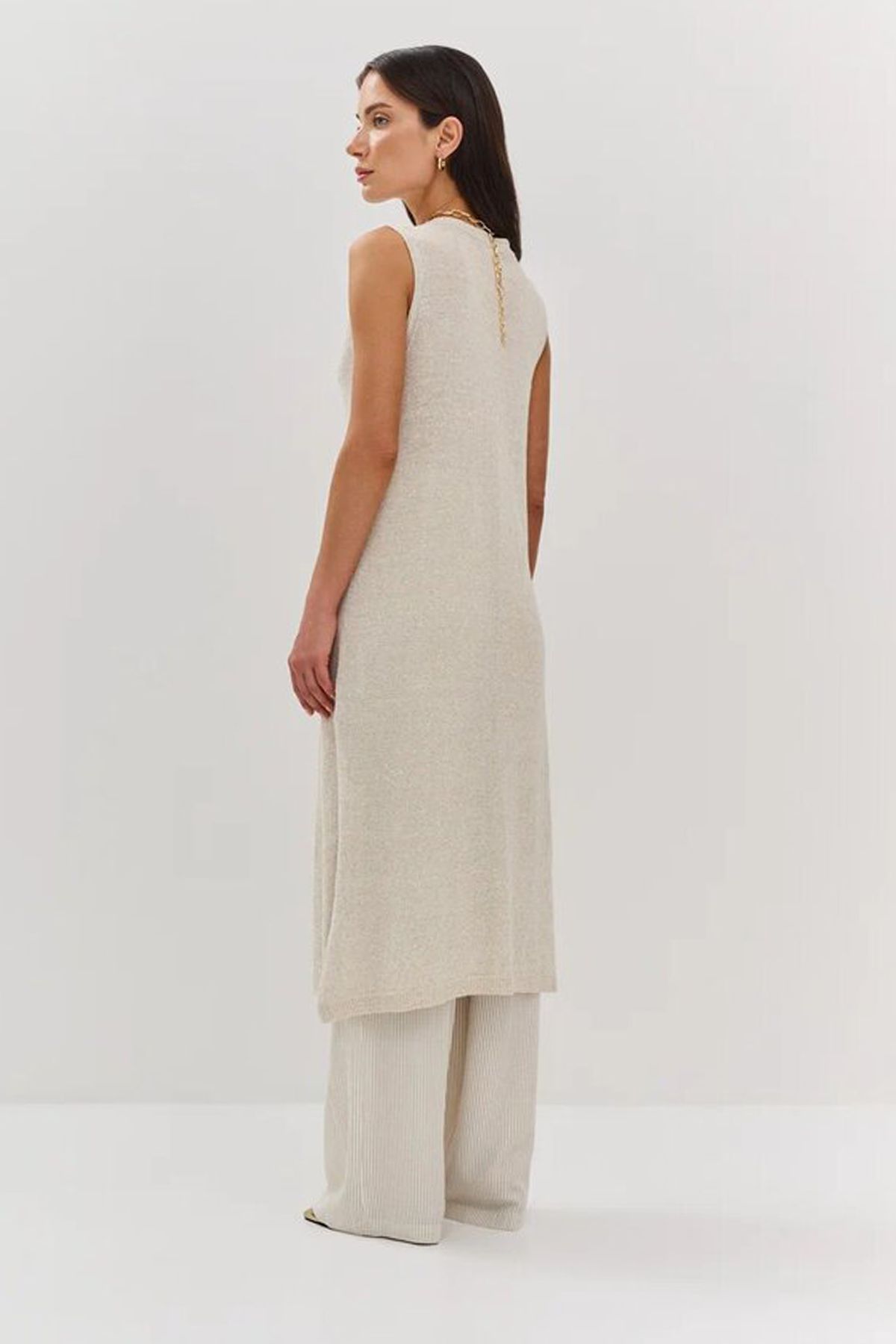 Удлинённая жилетка на пуговицах, 34р