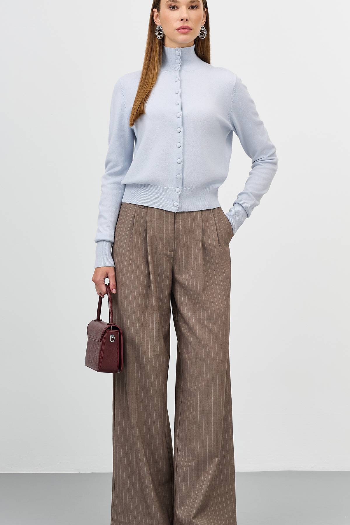 Кардиган с высоким воротником, 42