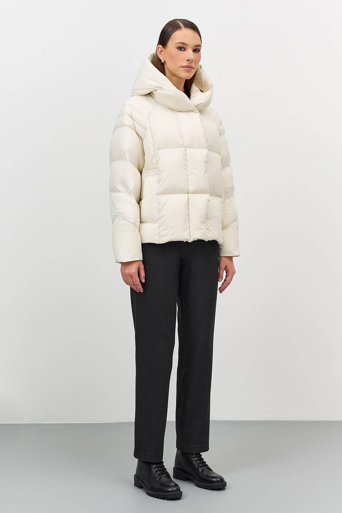 Лимитированная серия легкий короткий пуховик с плантином 42