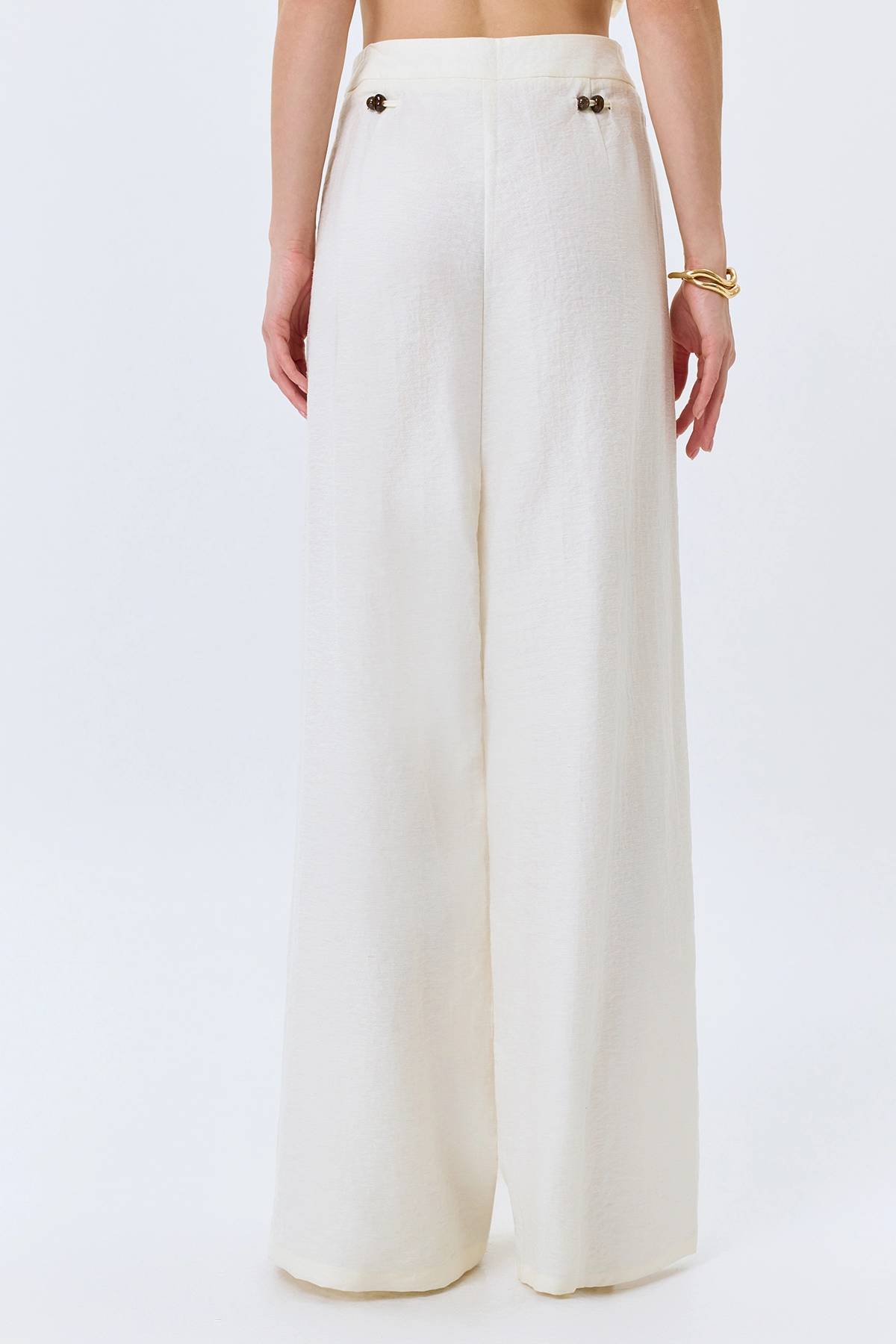 Широкие брюки с акцентным поясом, 52