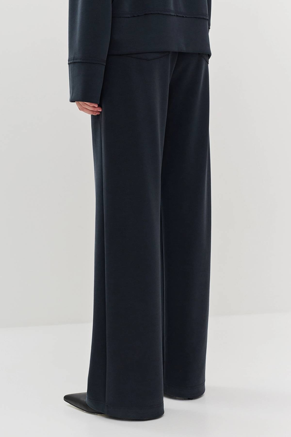 Черные трикотажные брюки из модала, 44