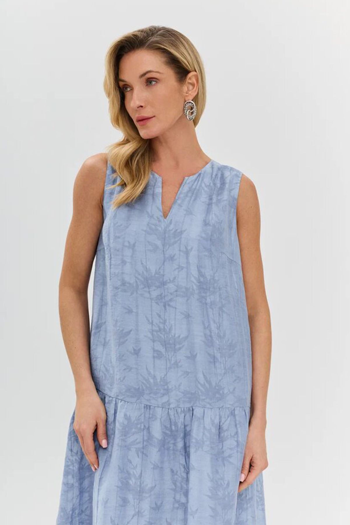 Воздушное платье А-силуэта в голубом цвете, 44р