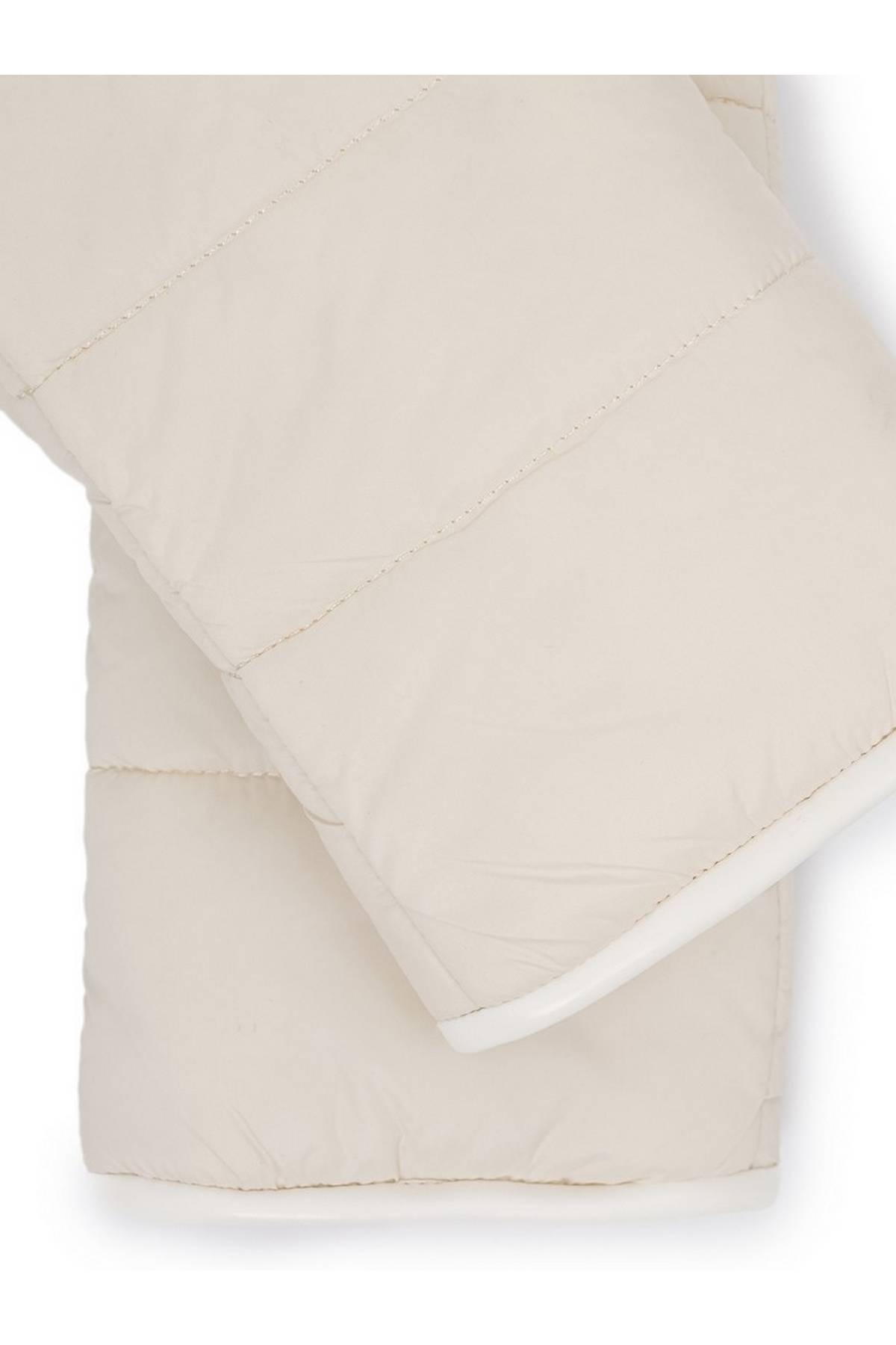 Рукавицы белые, M