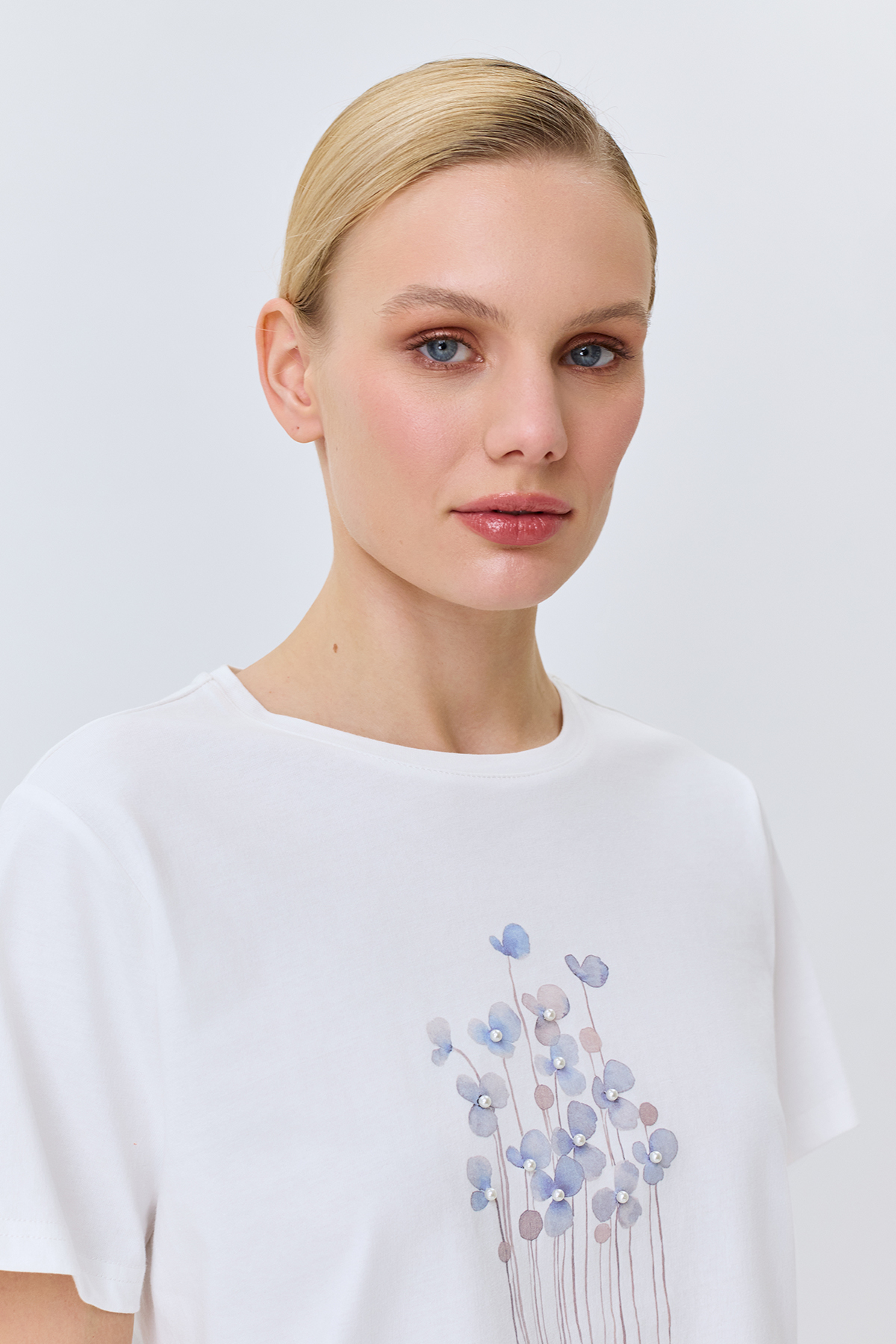 Футболка с принтом и жемчужинами, 52