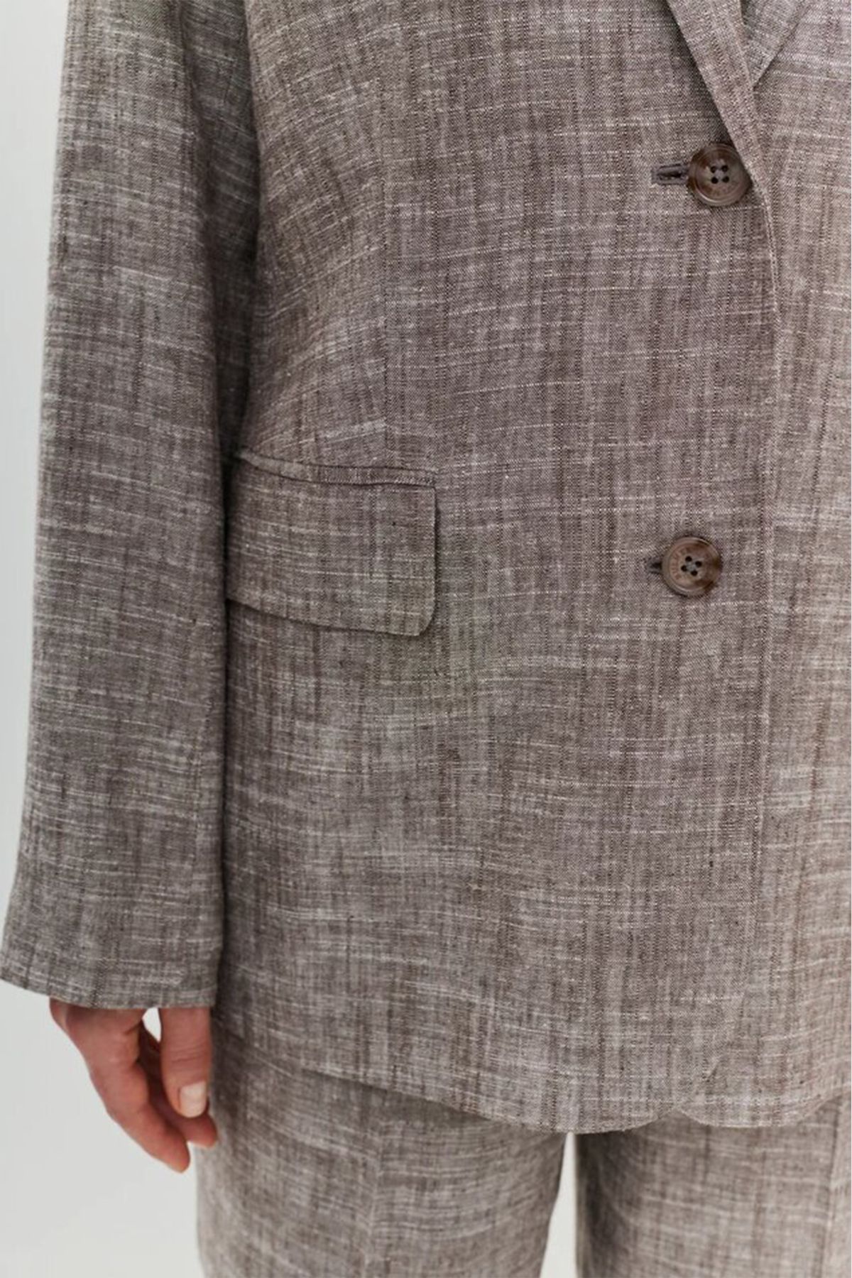 Жакет с акцентными пуговицами, 52р