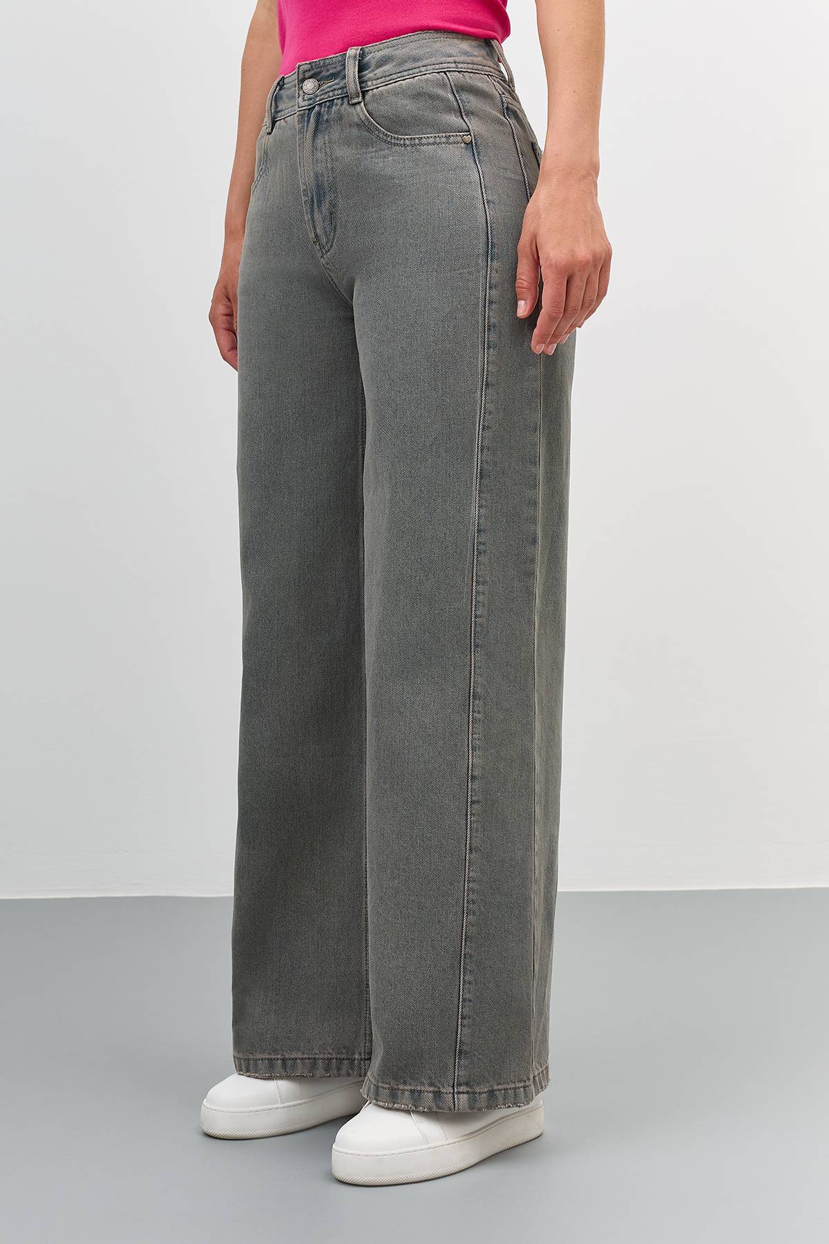 Широкие джинсы с винтажной варкой, 40