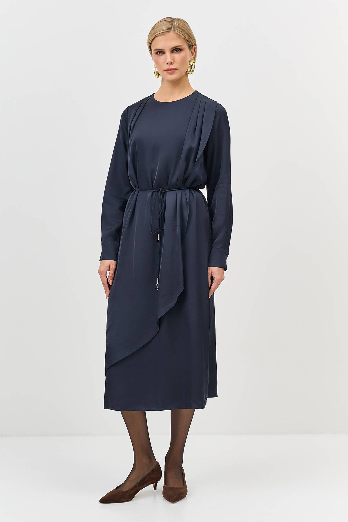 Лимитированная серия платье-миди с драпировкой и палантином, 34