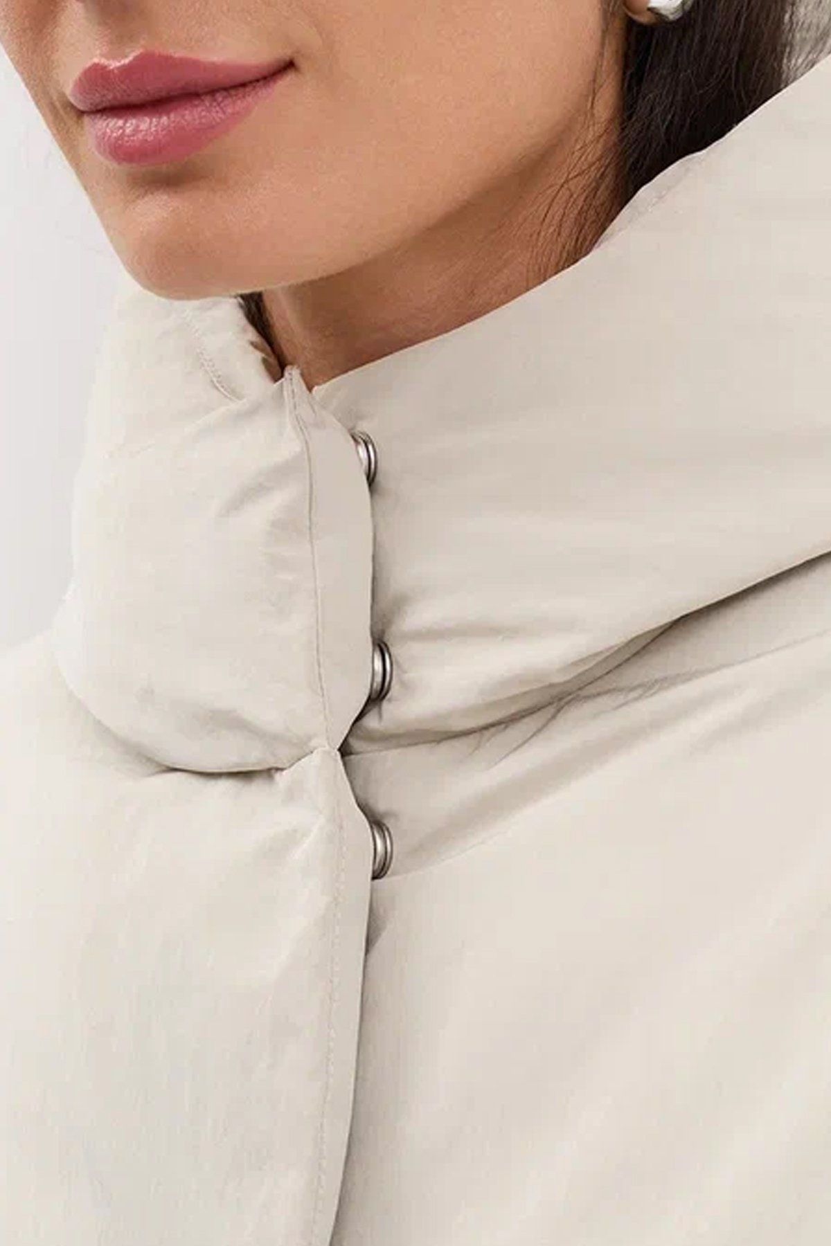 Куртка прямого силуэта с peach эффектом в светло-бежевом цвете, 50р