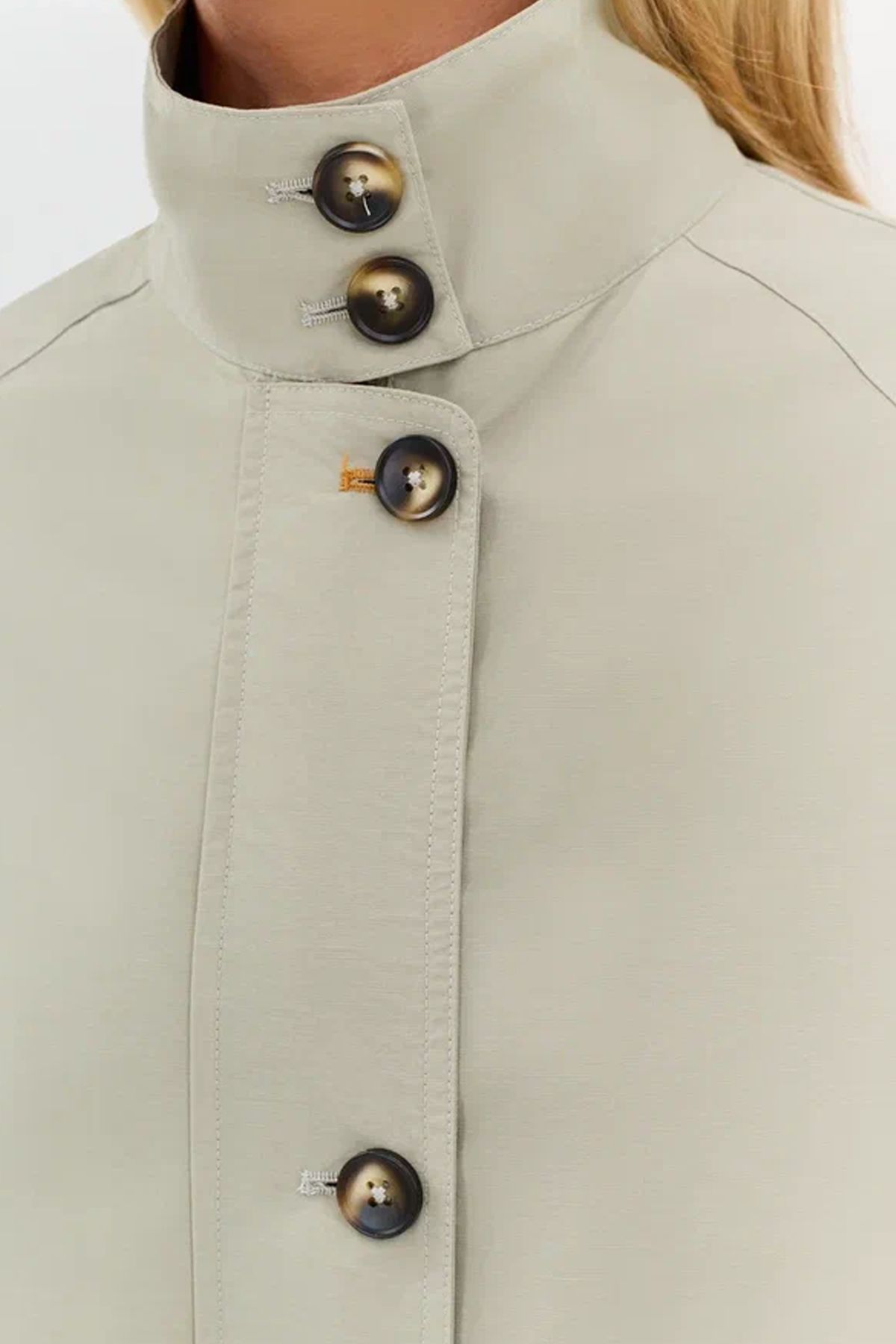 Элегантный укороченный плащ до колена, 42р