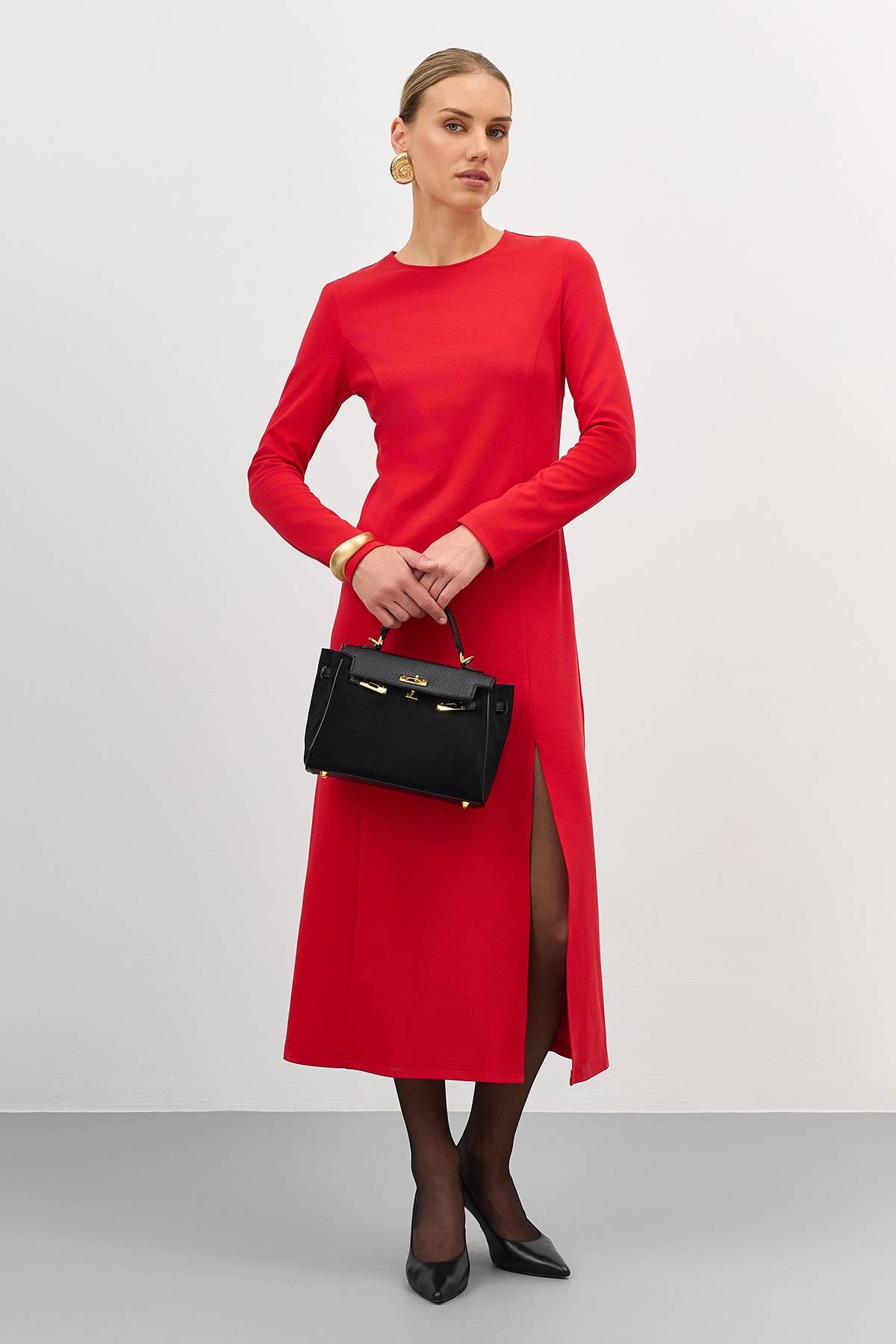 Элегантная сумка с короткими ручками и металлической застёжкой, One