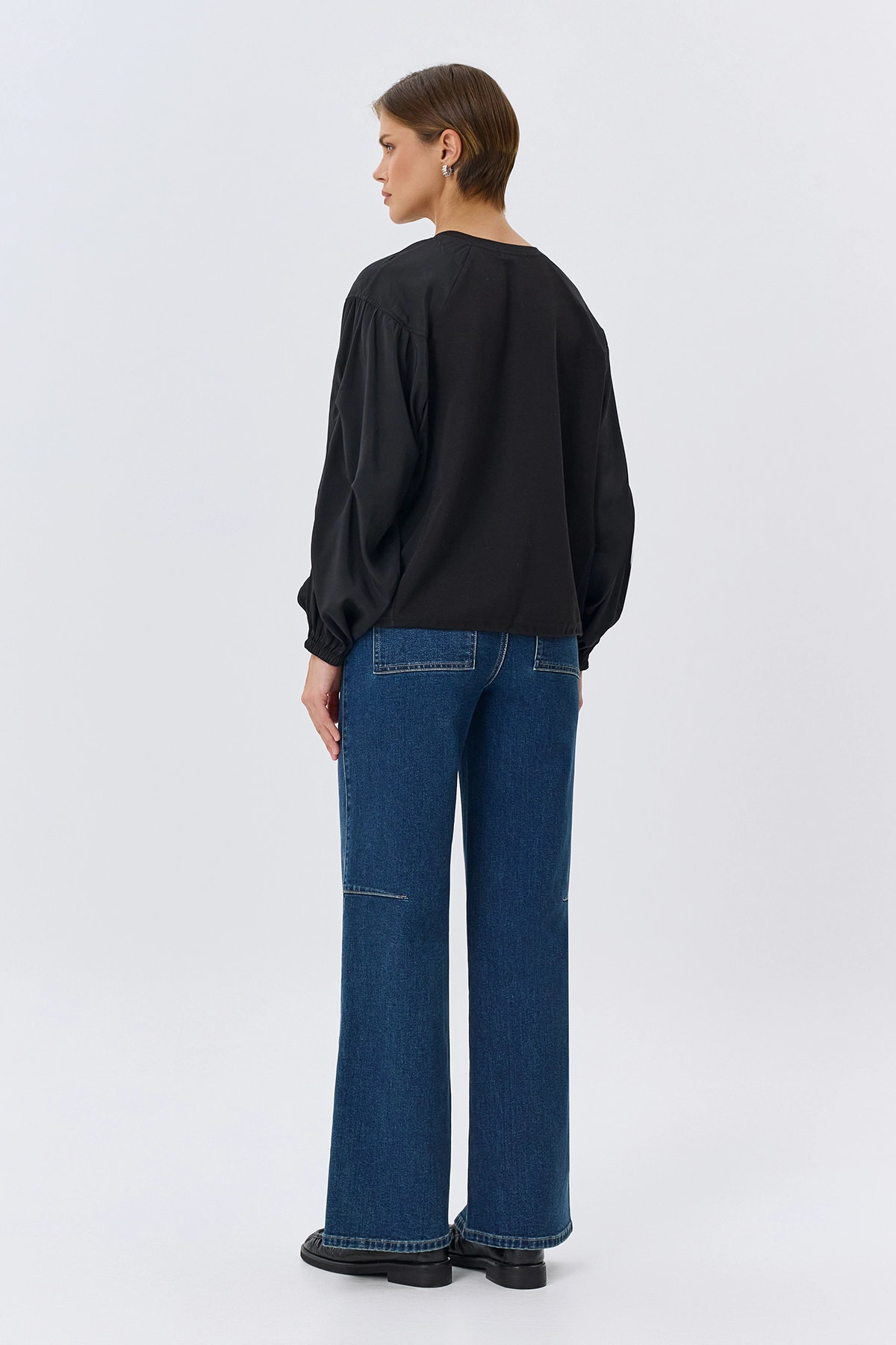 Джинсы Wide leg с вытачками, 44