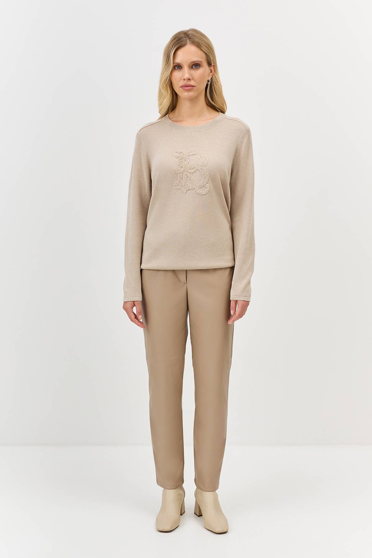 Лимитированная серия джемпер с объёмной вышивкой и ремень, 36