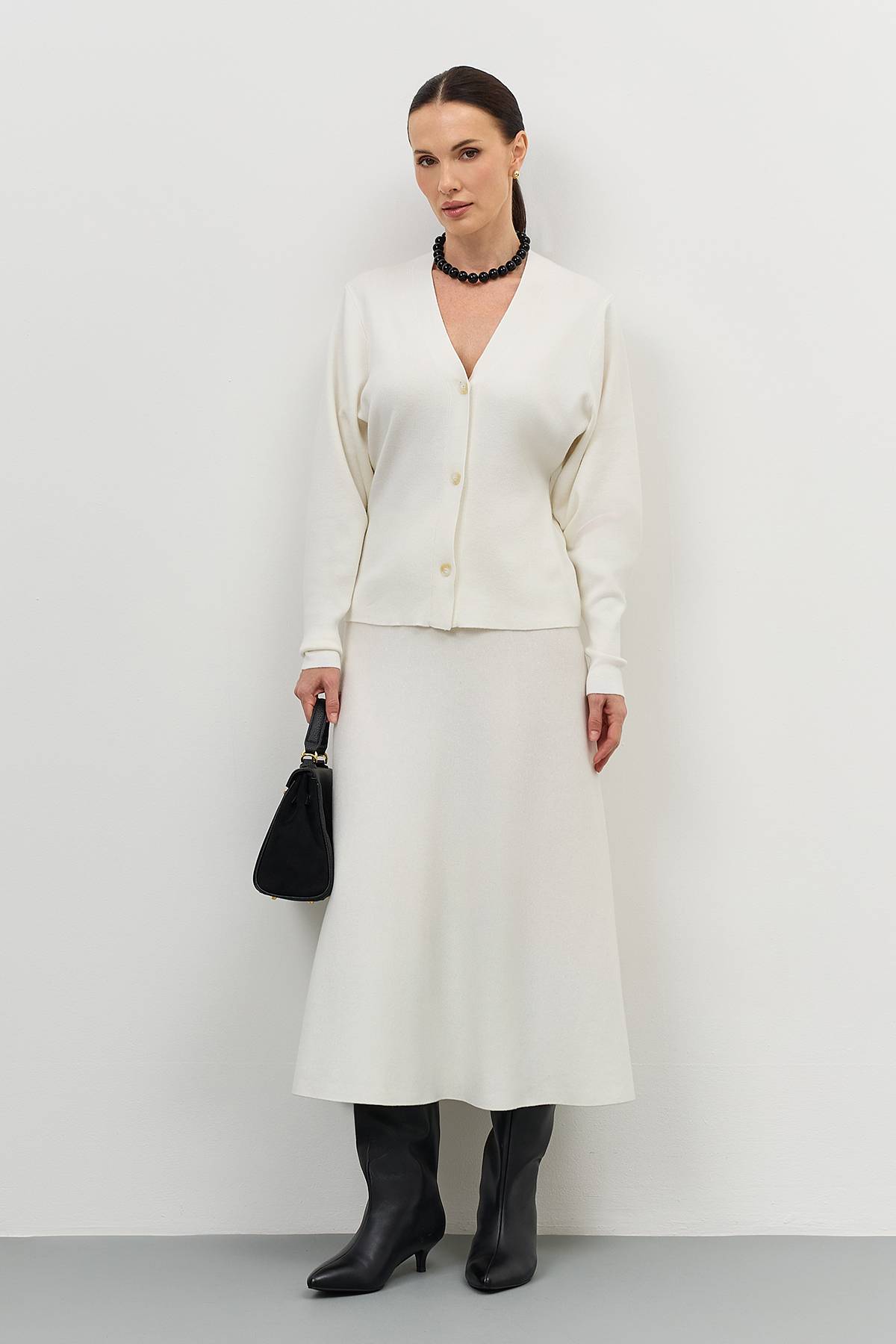 Классический белый кардиган с V-образным вырезом, 44