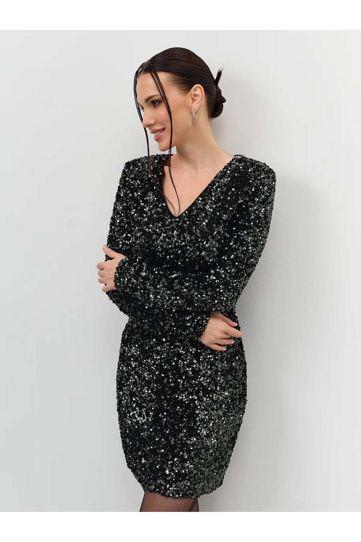 Лимитированная серия платье мини вечернее нарядное и ремень, 40