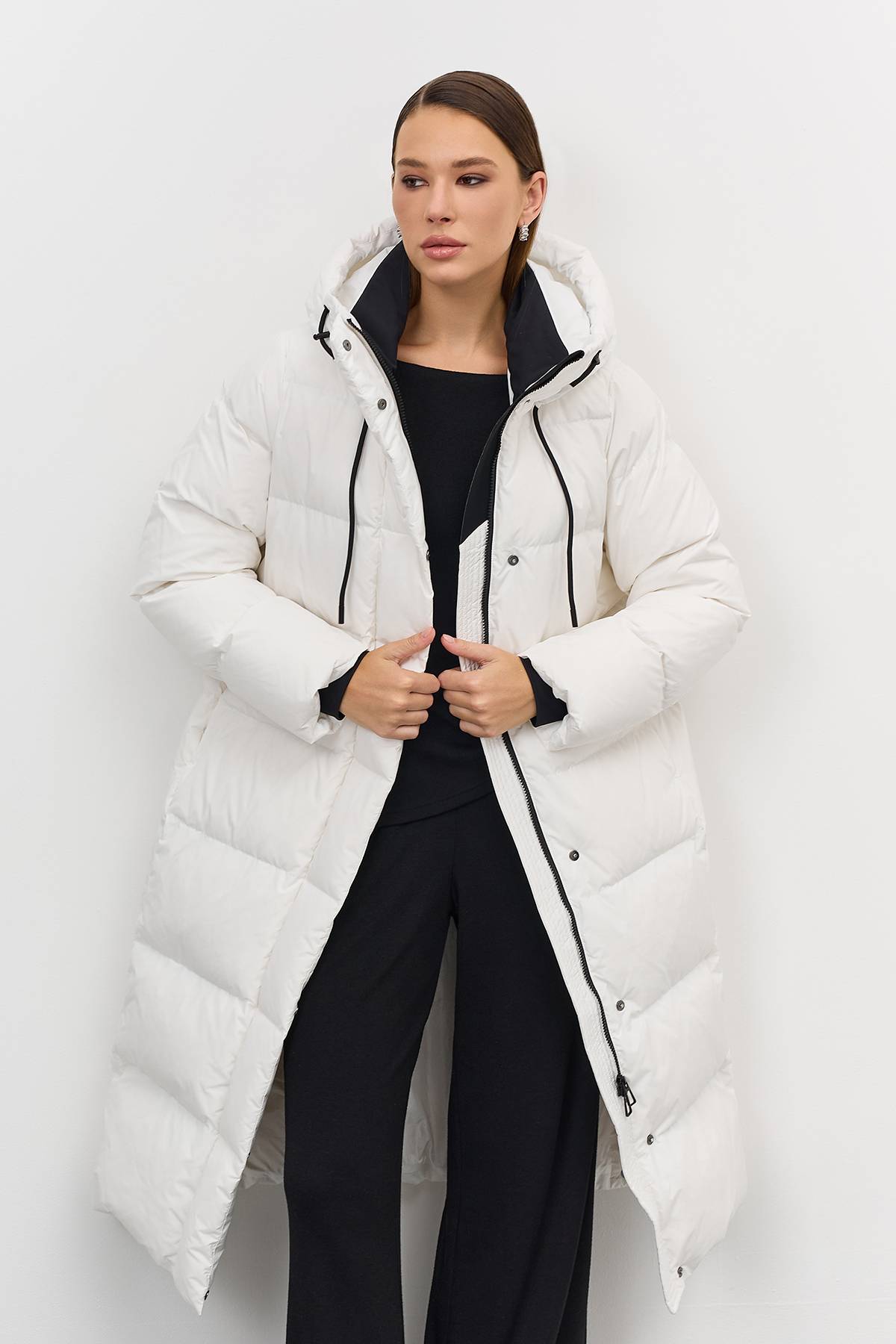 Лимитированная серия белый длинный пуховик на натуральном утеплителе и палантин, 46