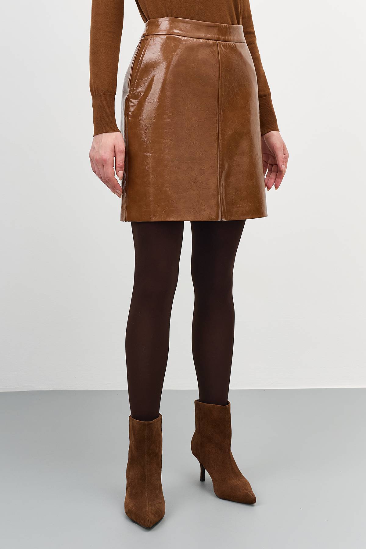 Мини-юбка из экокожи, 40