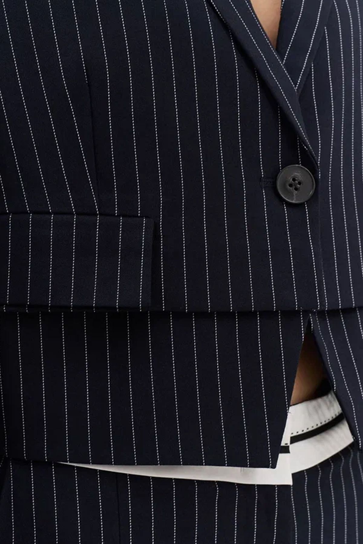 Укороченный жакет-трансформер в полоску, 52р