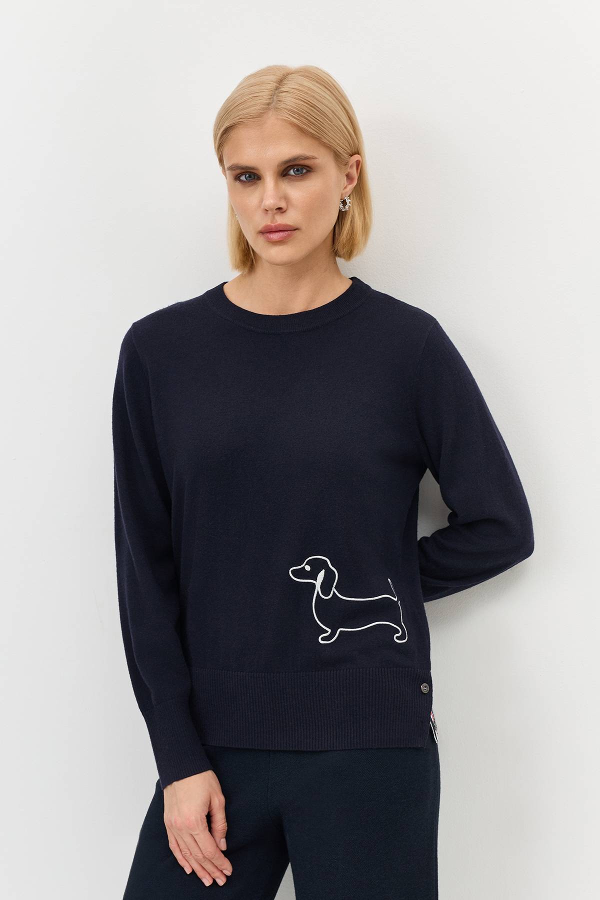 Лимитированная серия джемпер с контрастной вышивкой и ремень, 34