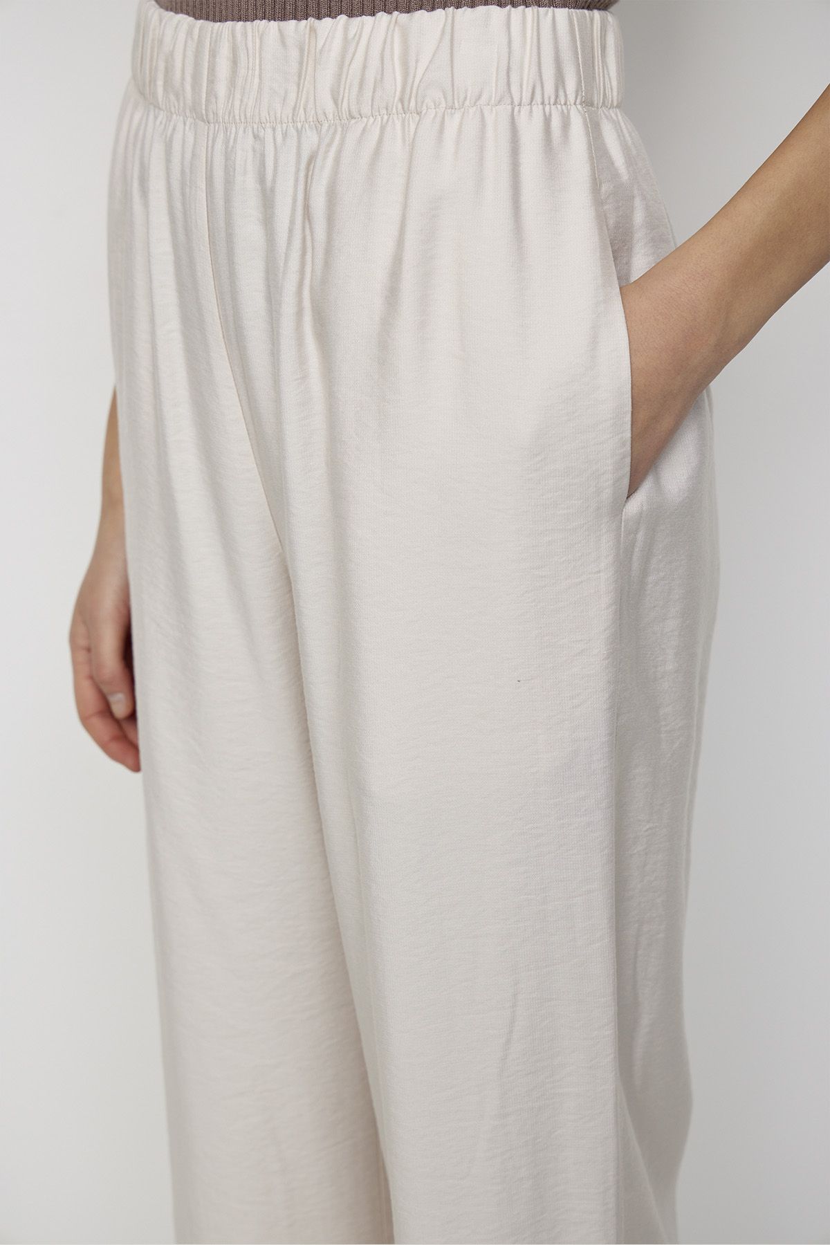 Брюки из лёгкой ткани, 42р