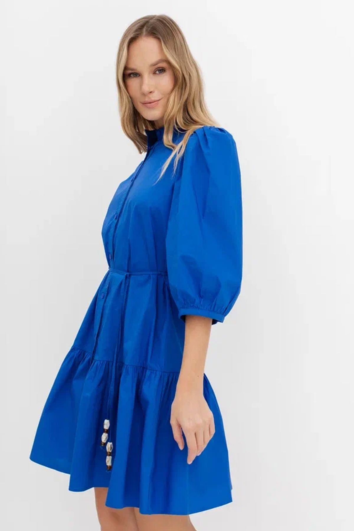 Романтичное платье с тонким поясом, 40р