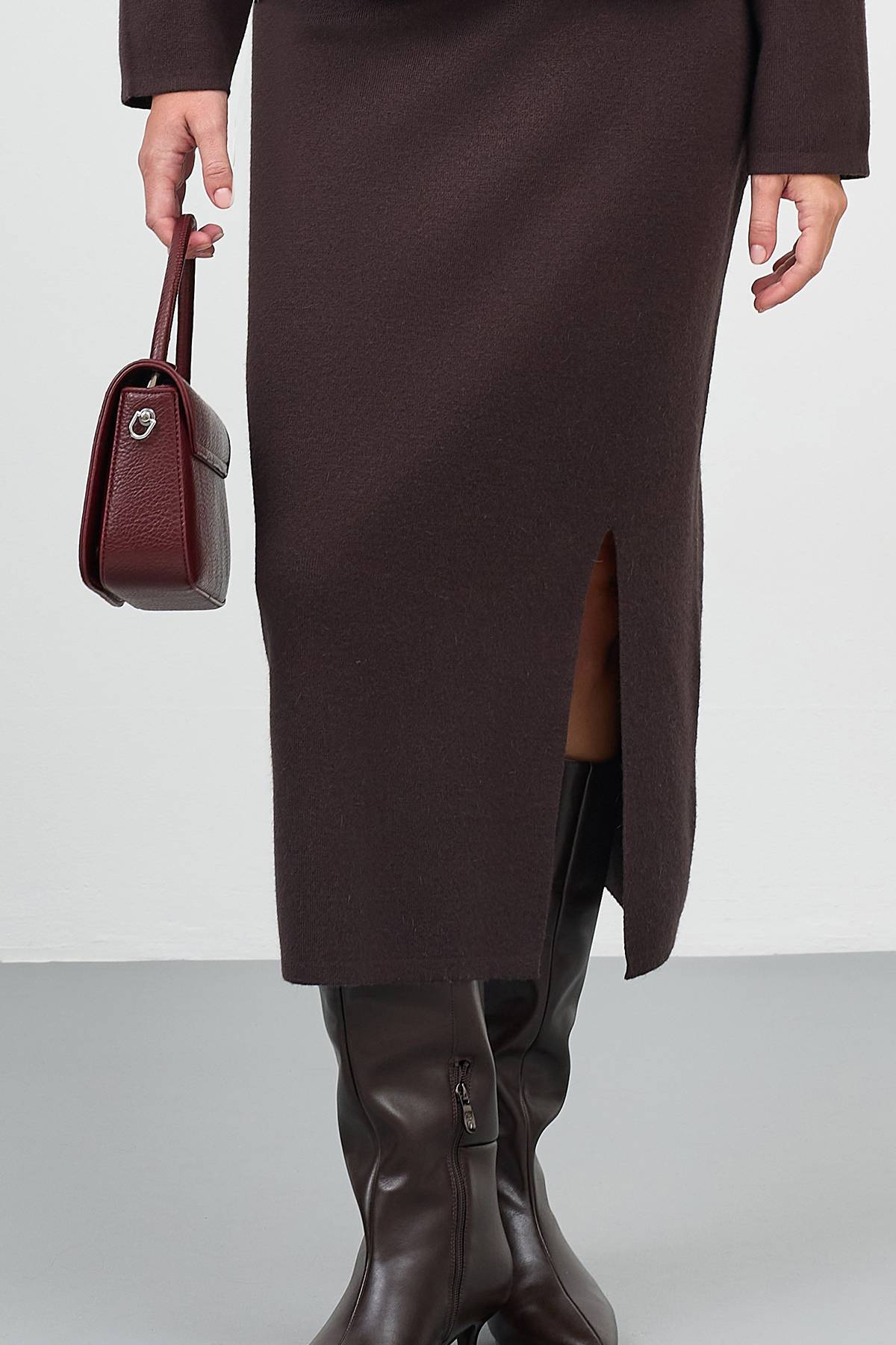 Вязаная юбка-карандаш, 42