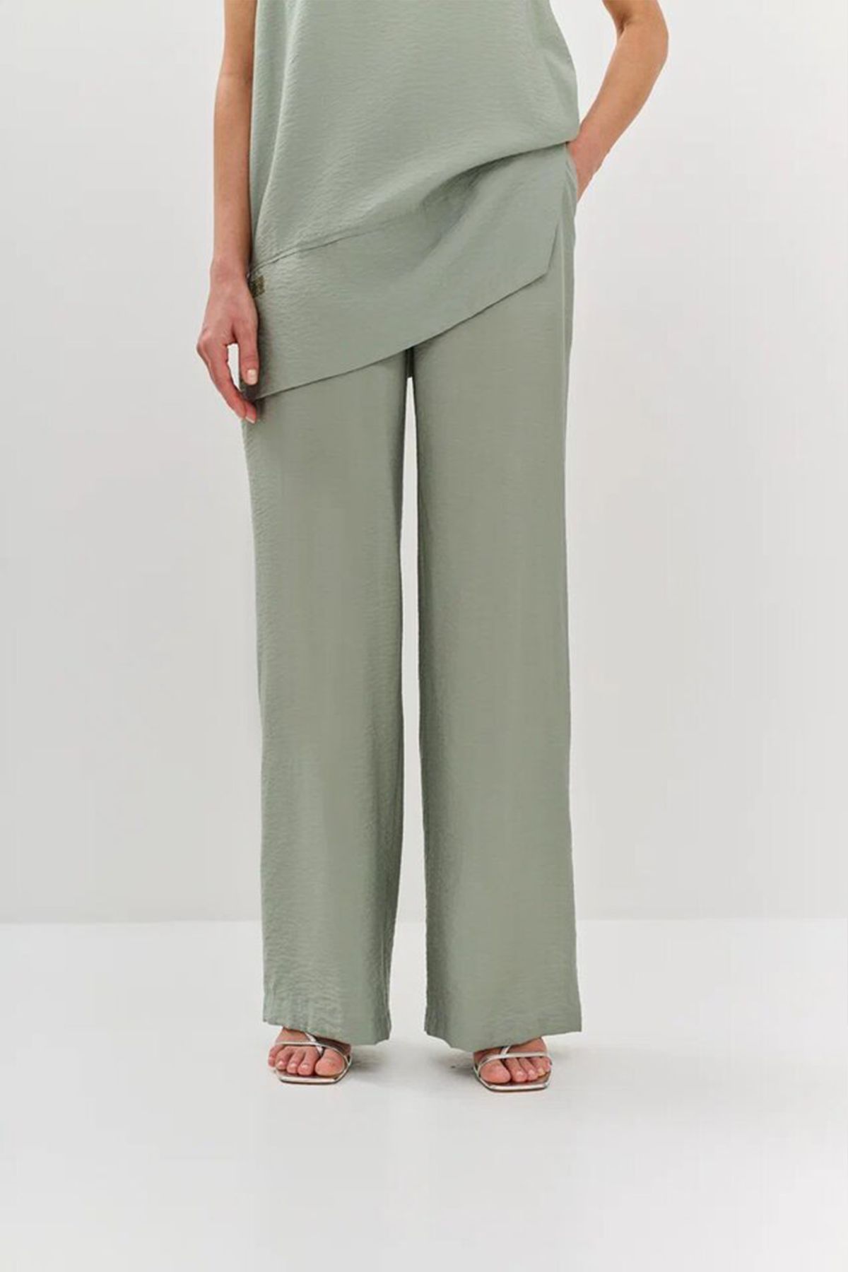 Мятные брюки с широкими штанинами, 44р