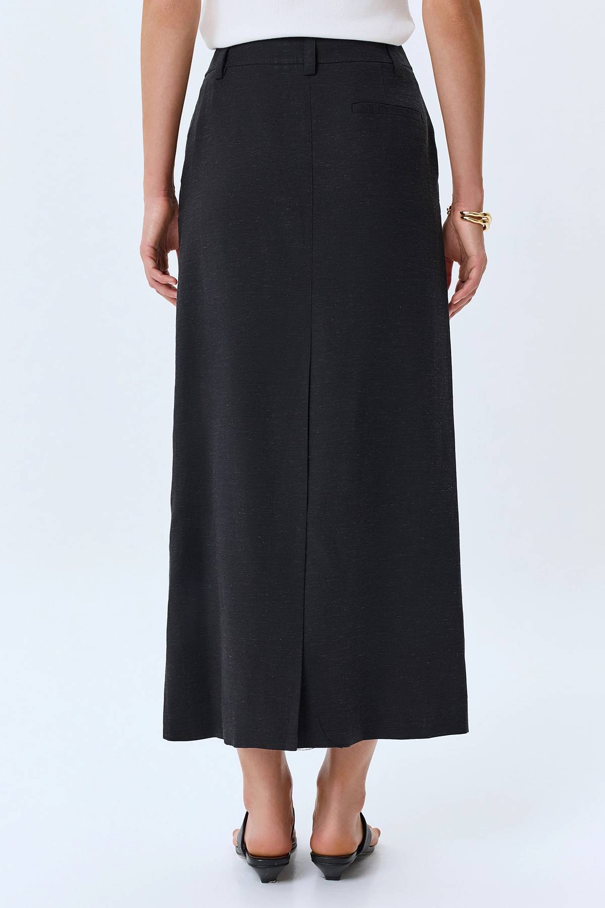 Юбка миди из смесовой вискозы
Юбка миди из смесовой вискозы
Юбка миди из смесовой вискозы
Юбка ми