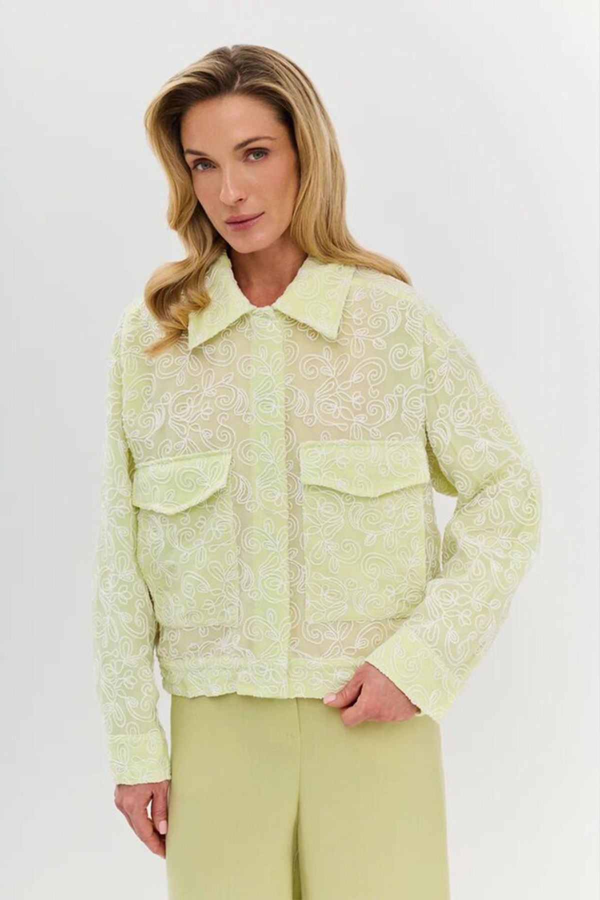 Жакет с флоральным дизайном, 48р