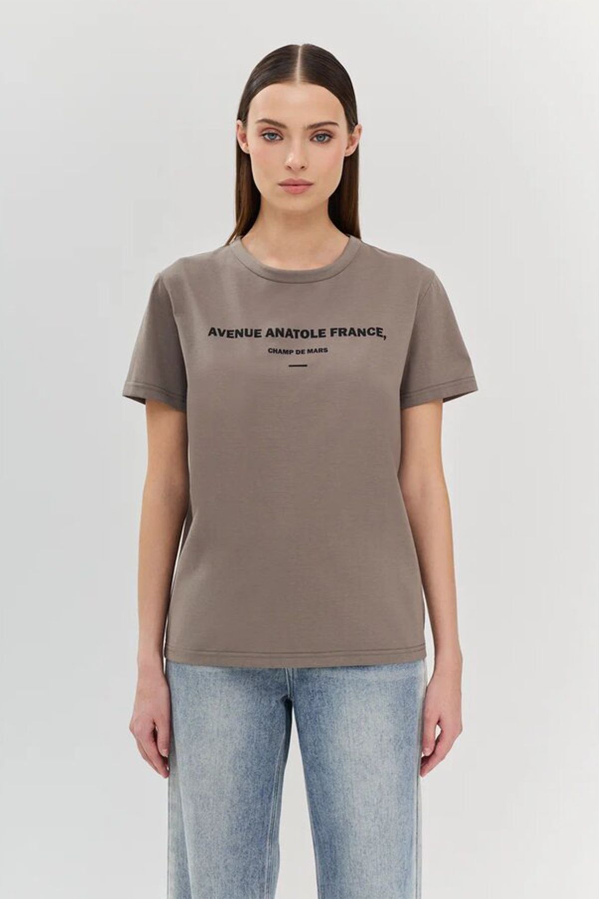 Футболка с надписью и круглым вырезом горловины, 42р