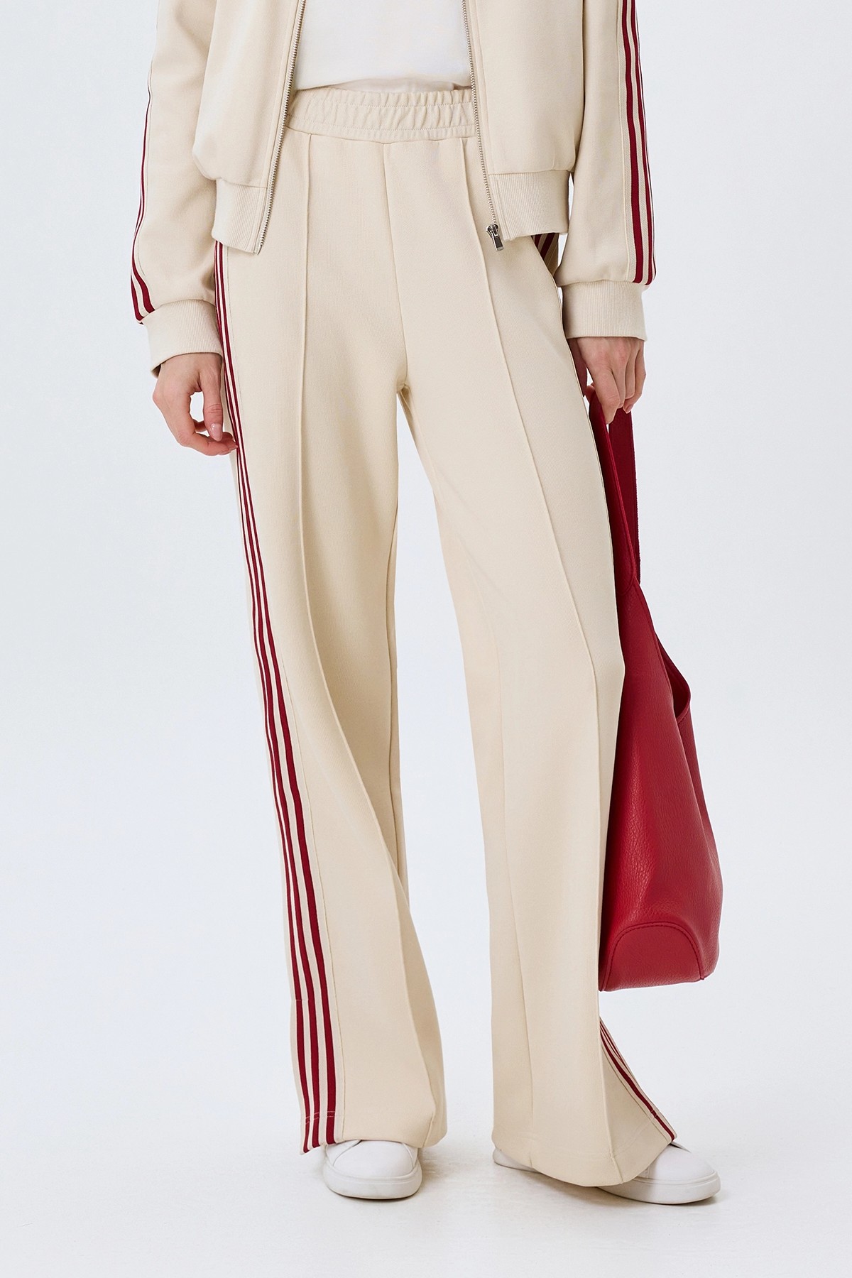 Трикотажные брюки с контрастными лампасами, 50