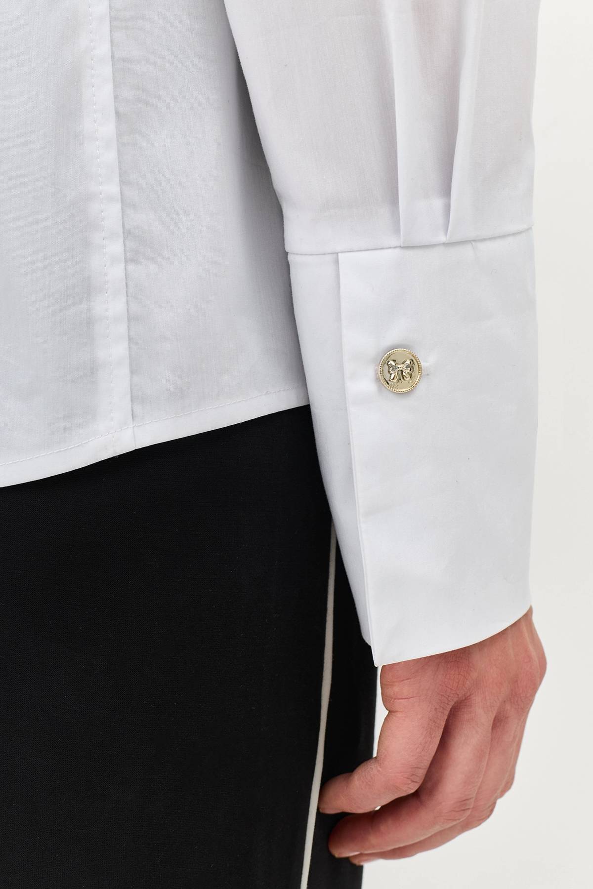 Лимитированная серия приталенная рубашка в белом цвете с ремнем, 34