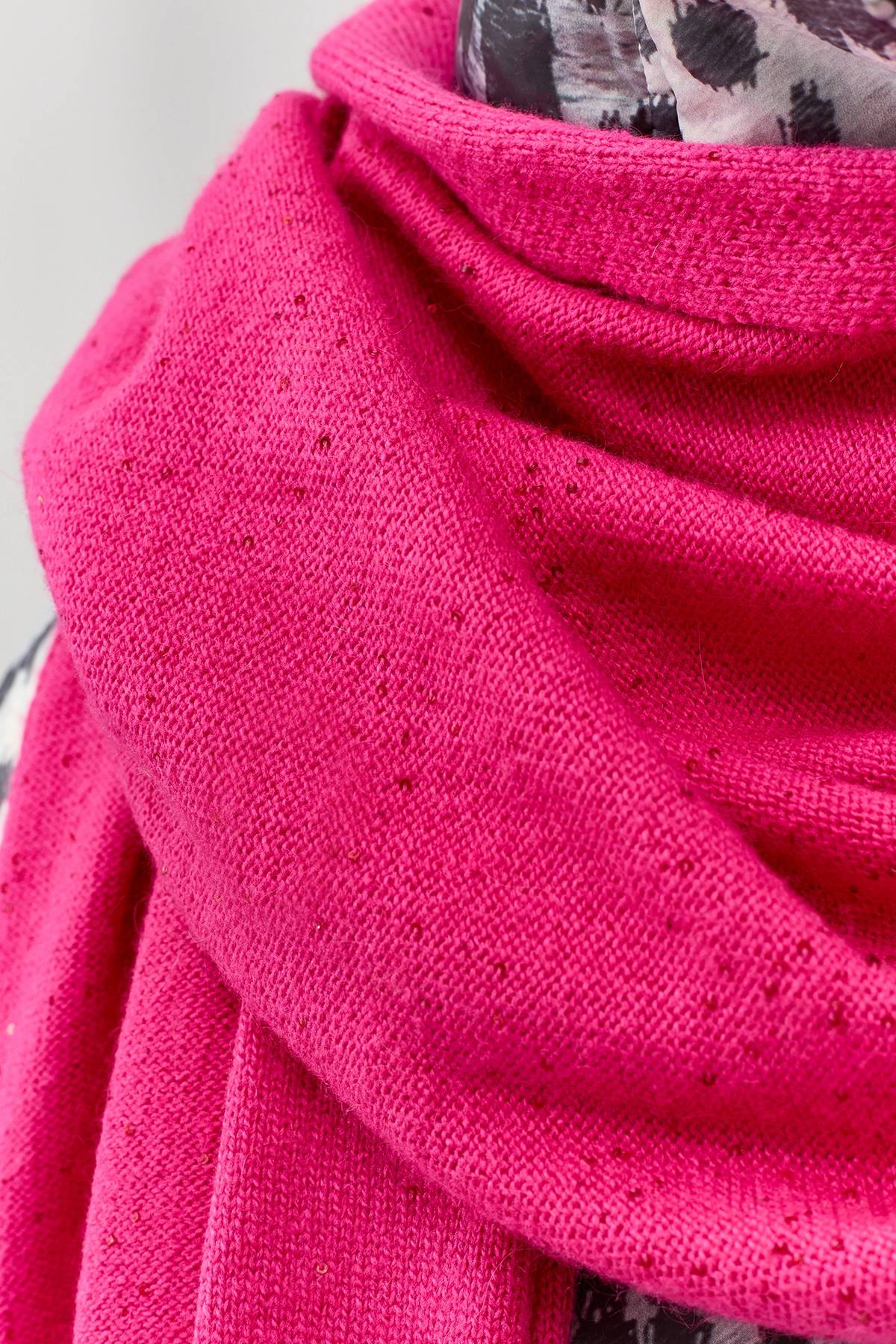 Розоый вязаный шарф с деликатными пайетками, One