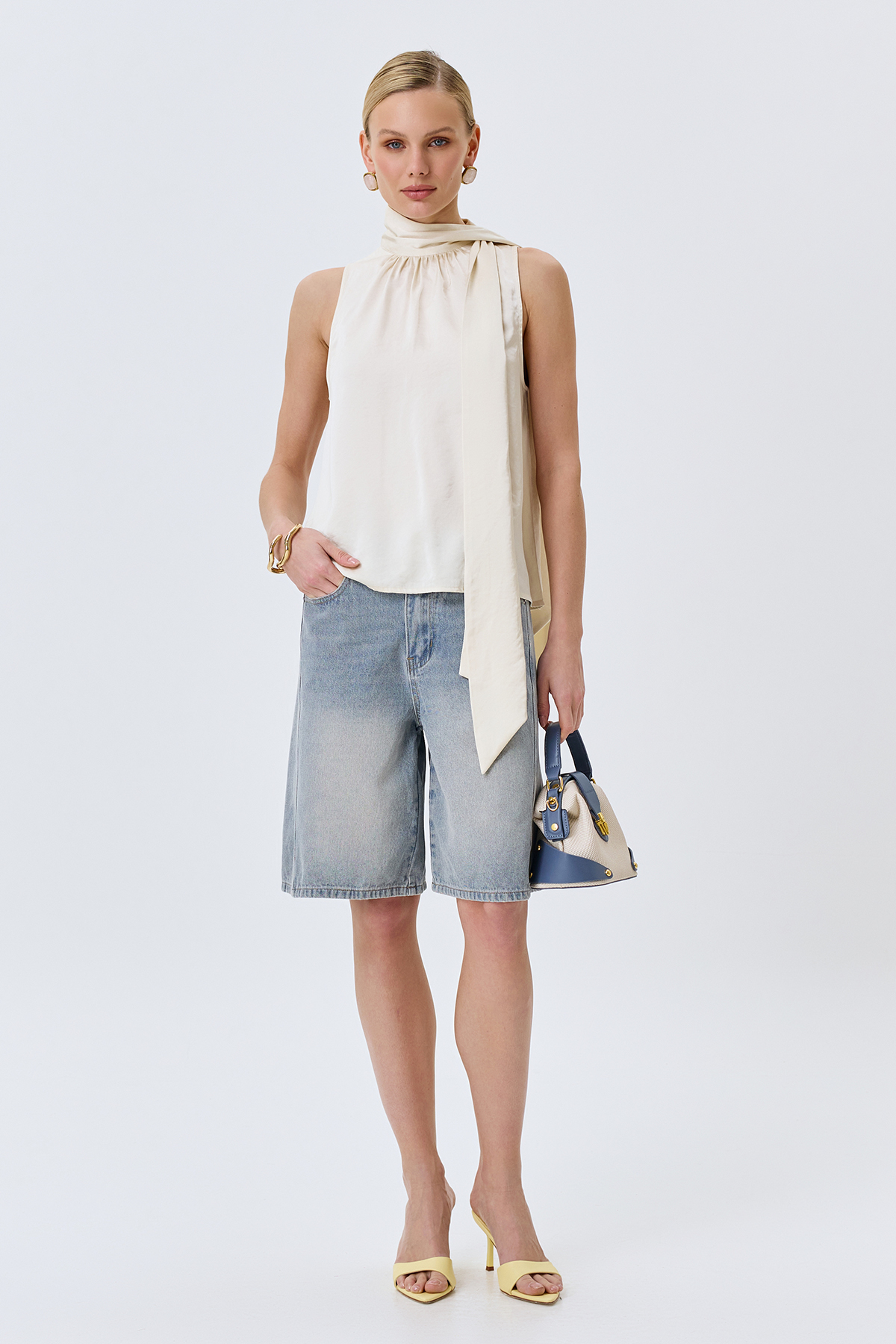 Джинсовые бермуды, 40