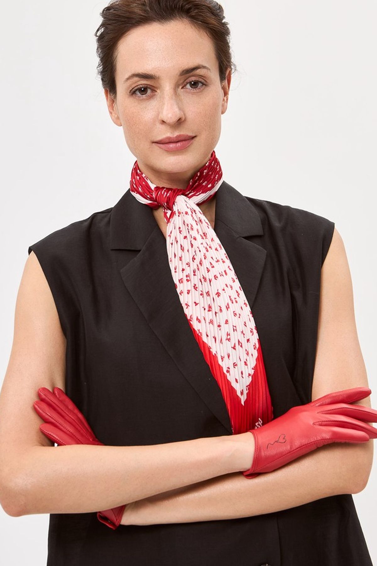 Платок с комбинированным принтом, 70х70