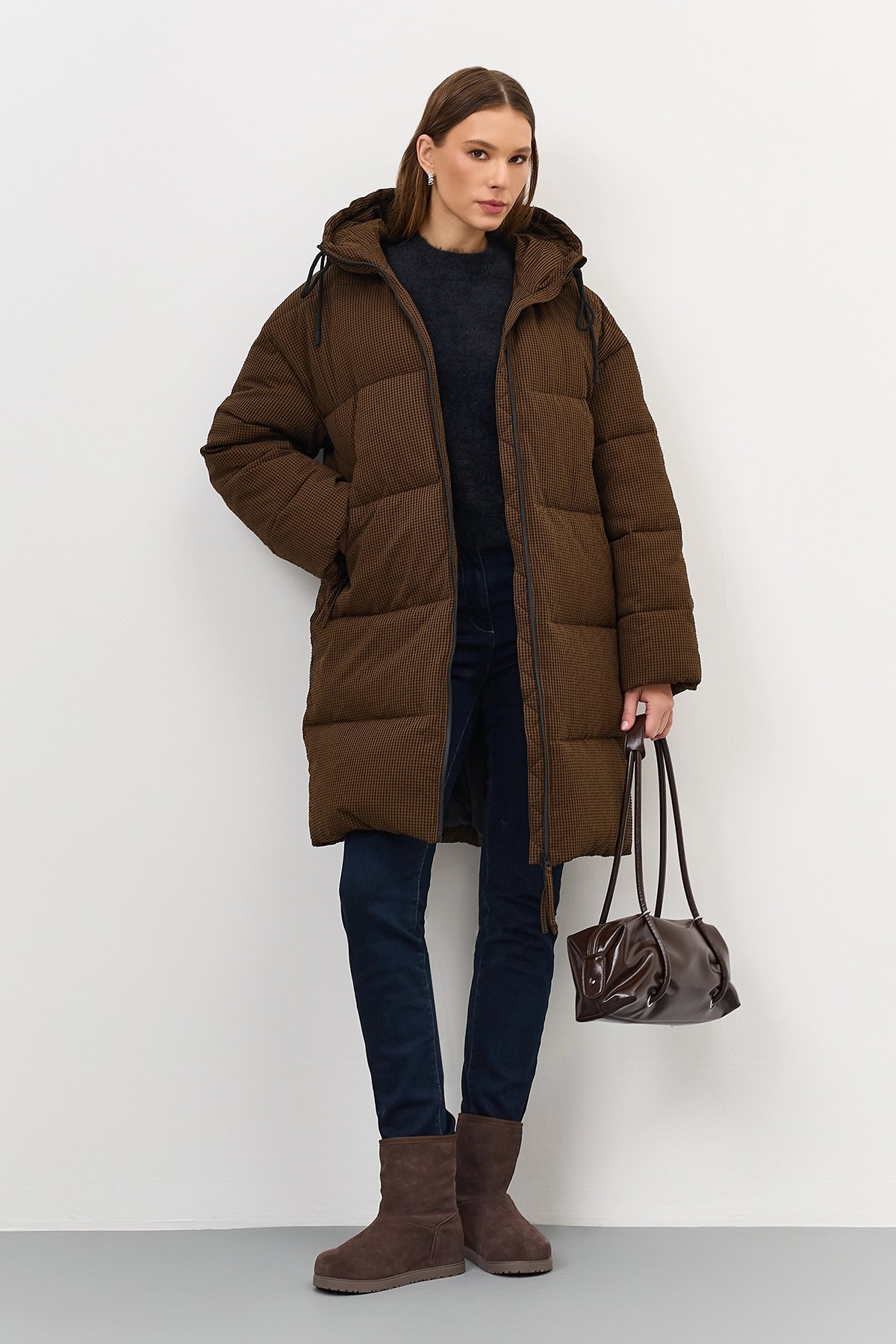 Пальто из фактурной ткани, 48