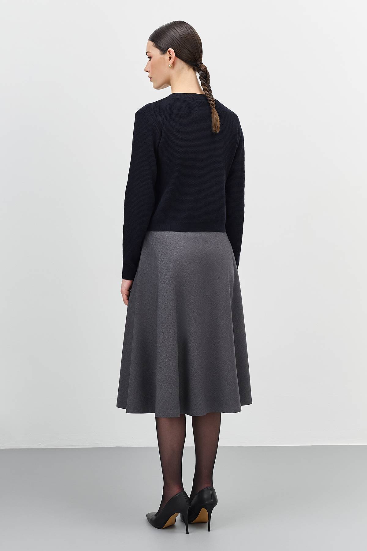 Вязаный кардиган с пуговицами и карманами, 48