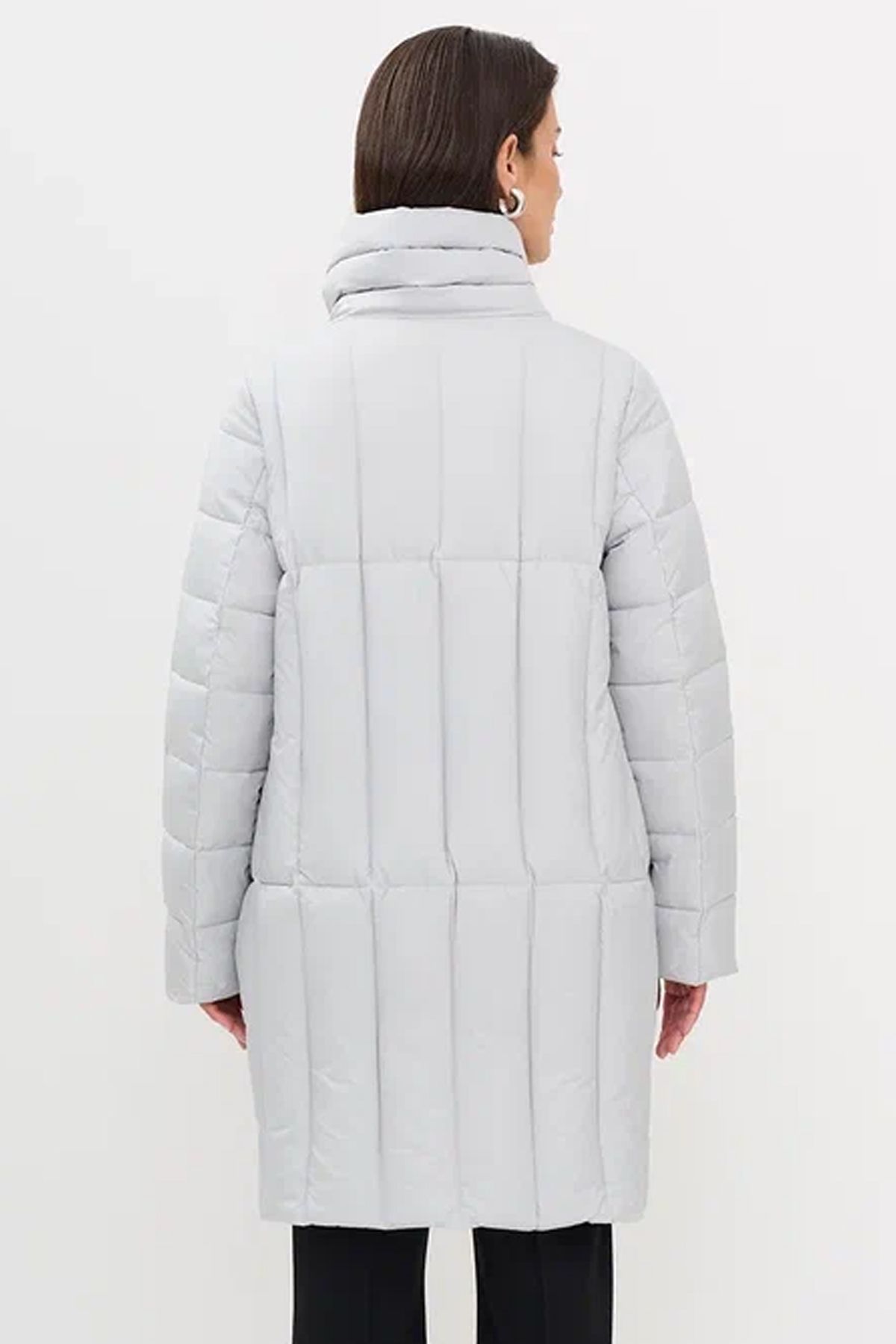 Свободное пальто с вертикальной стежкой в светло-сером цвете, 48р