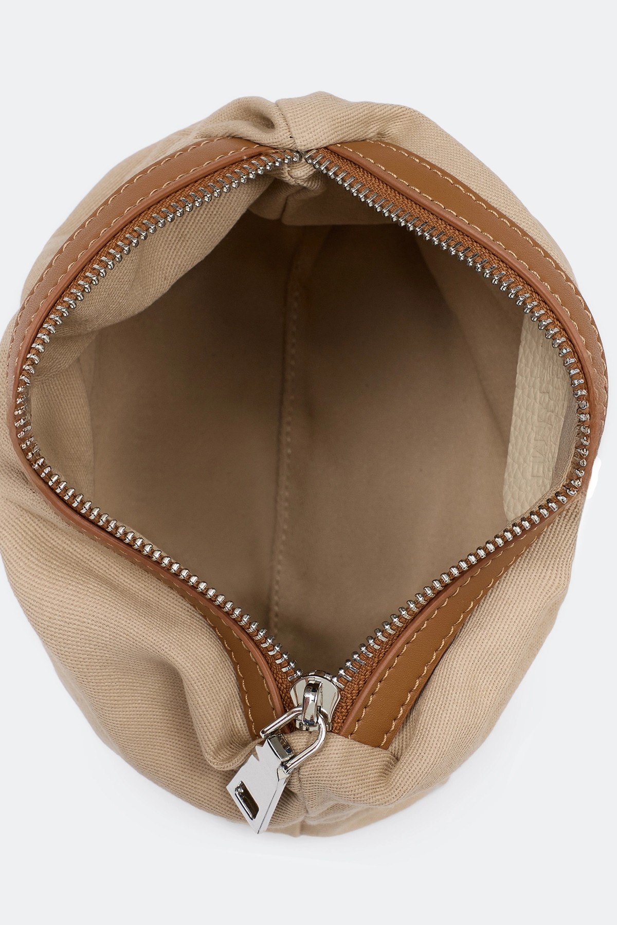 Сумка-ведро с косметичкой, One