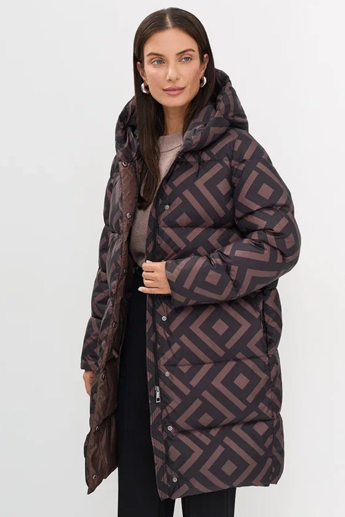 Пальто с геометрическим принтом, 48р