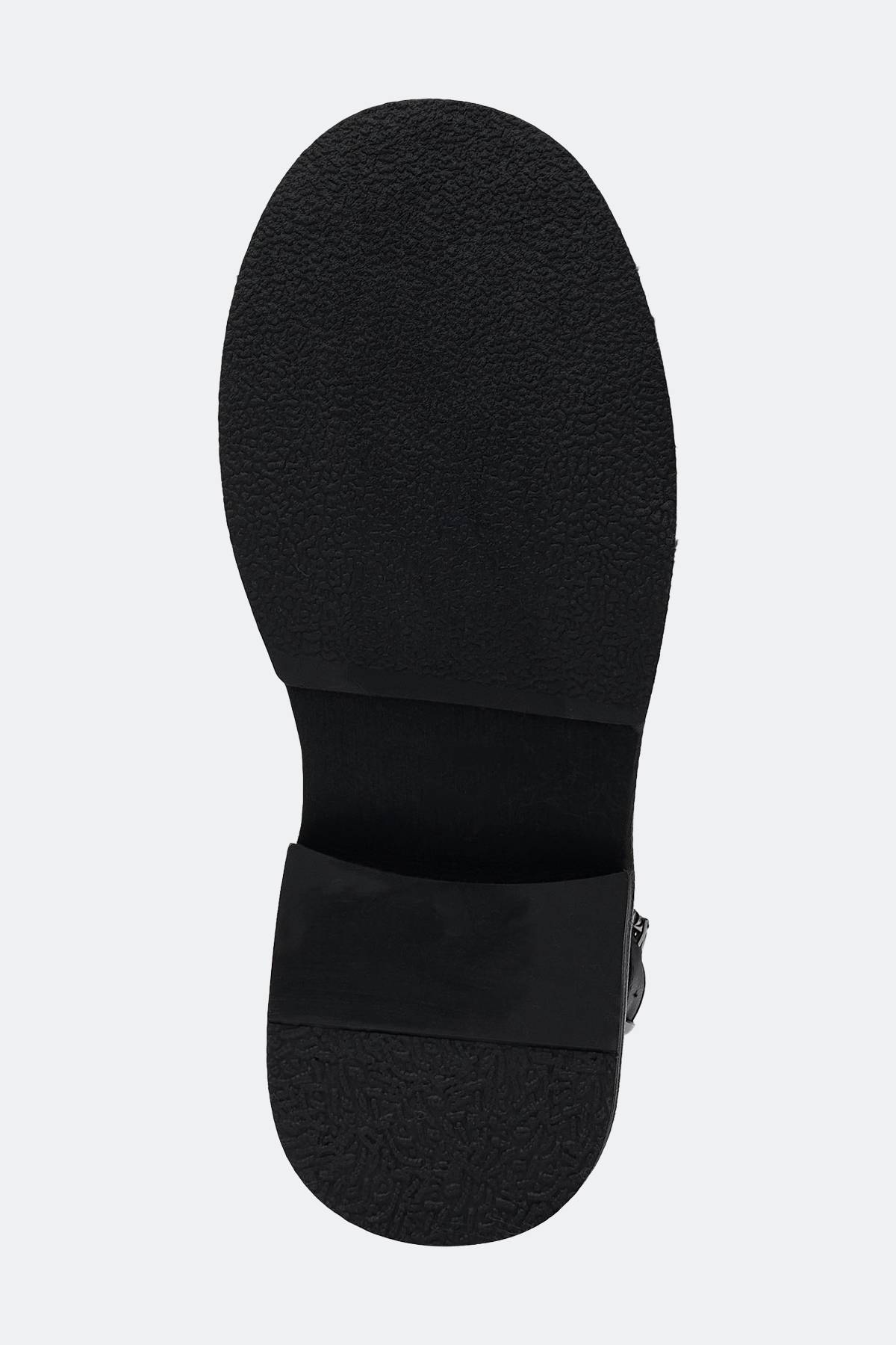 Кожаные ботинки с акцентным ремешком, 37