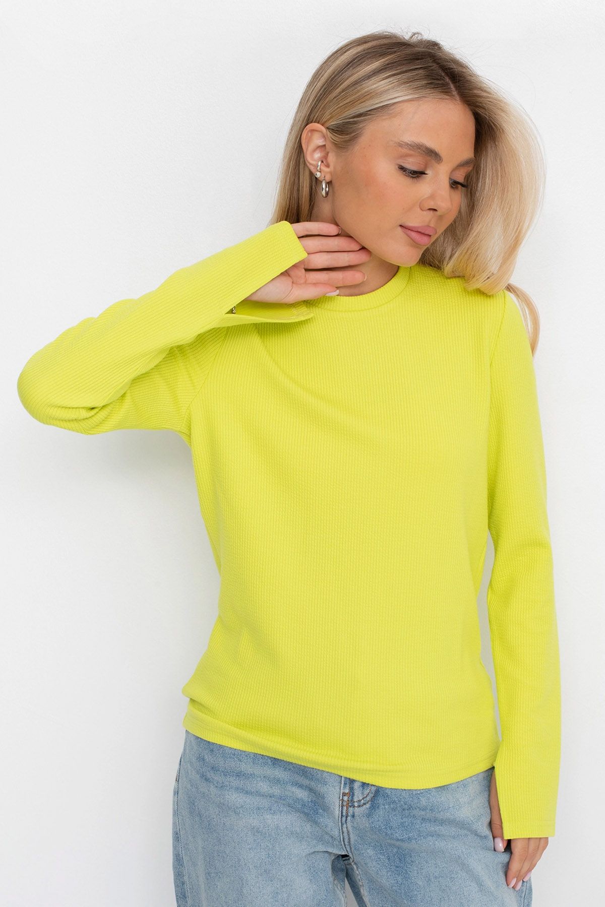 Джемпер прилегающего силуэта, 40р