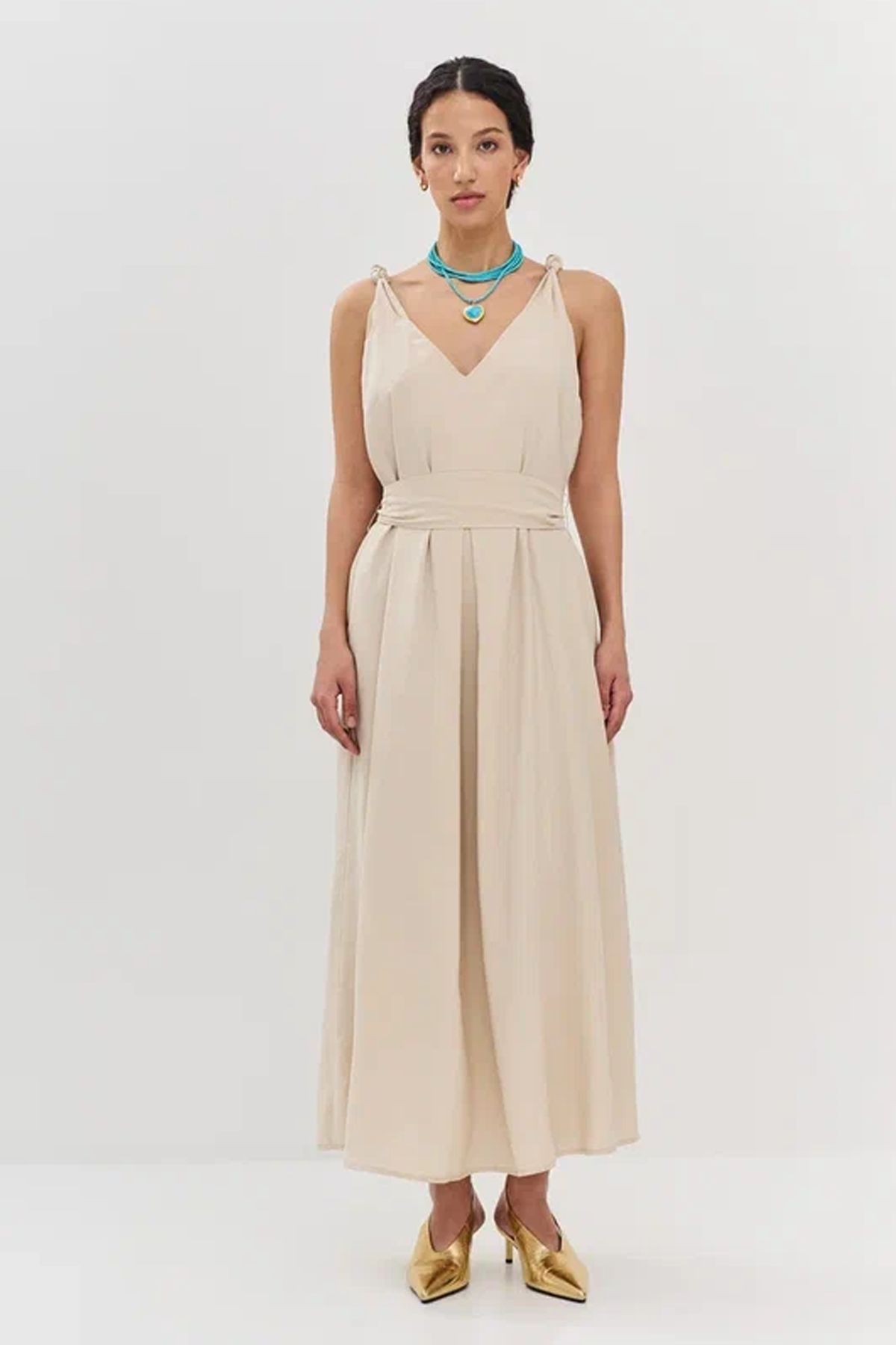 Воздушное платье из мягкой вискозы на бретелях, 50р