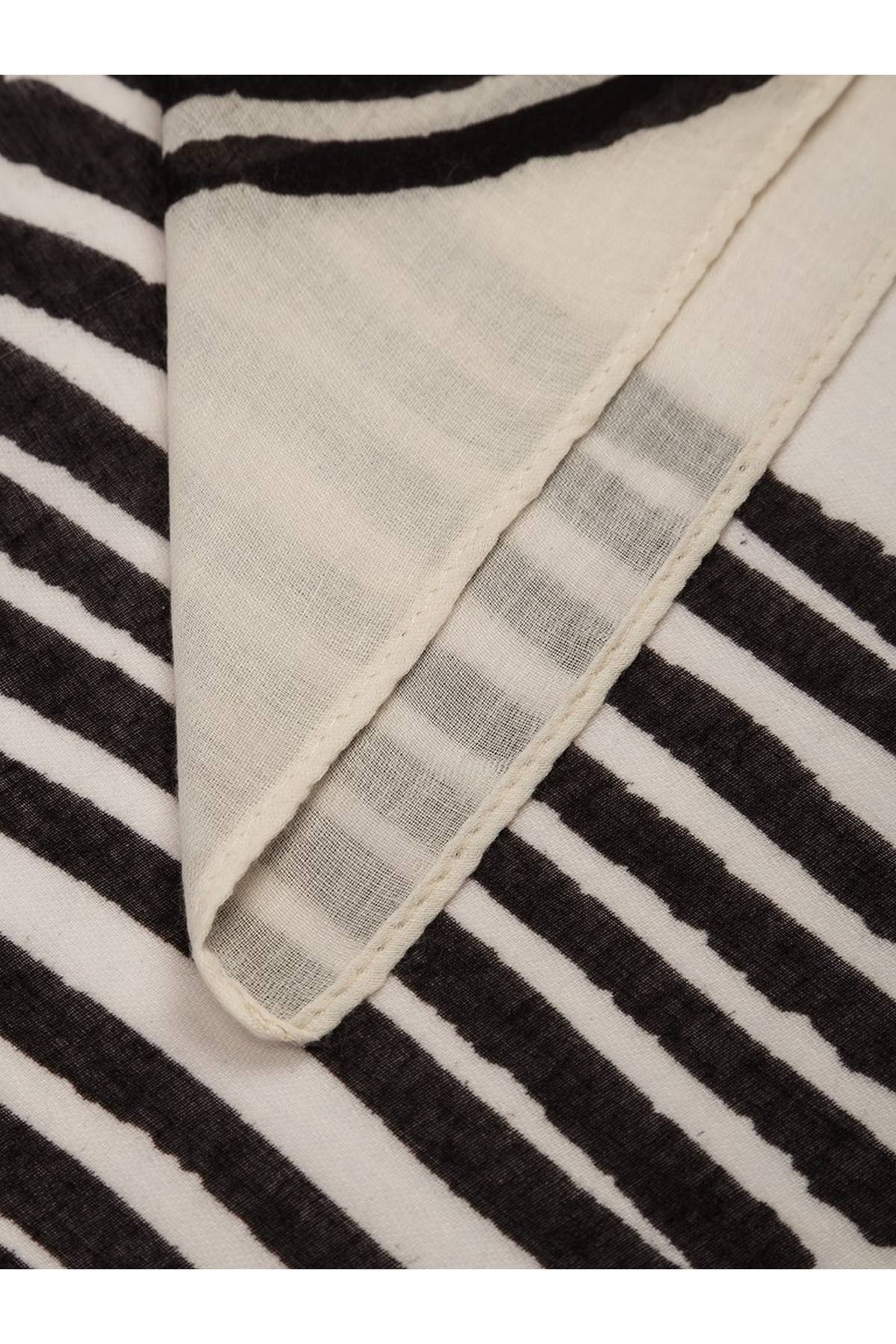 Лимитированная серия белый джемпер с палантином, 40