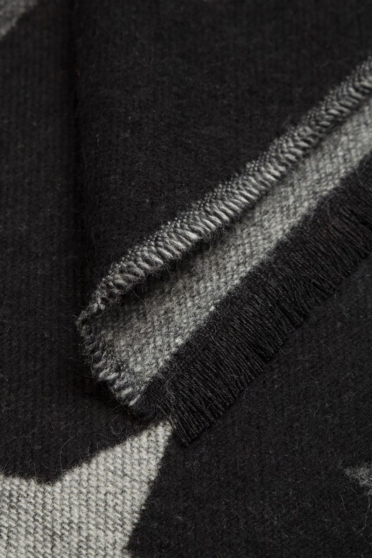 Палантин с крупным принтом, 64х190