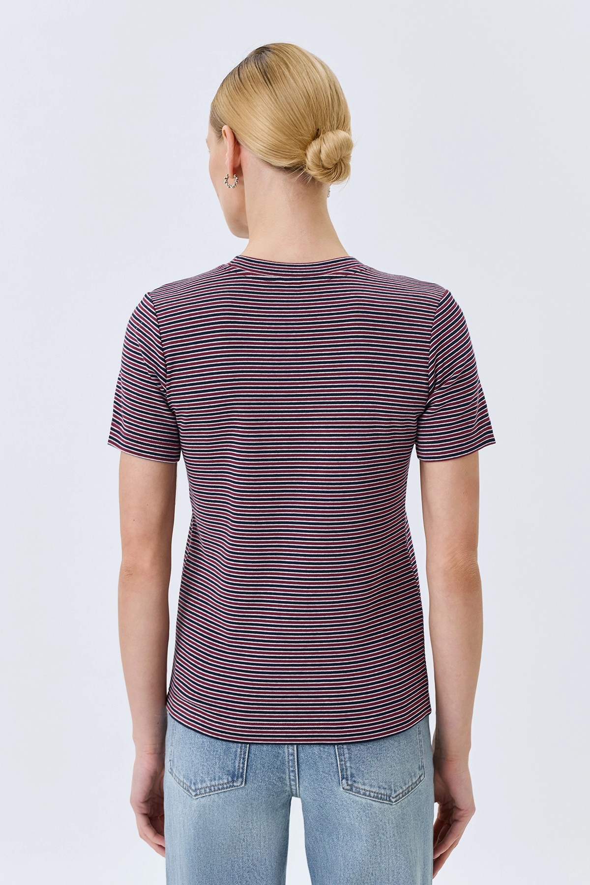 Приталенная футболка в полоску, 42