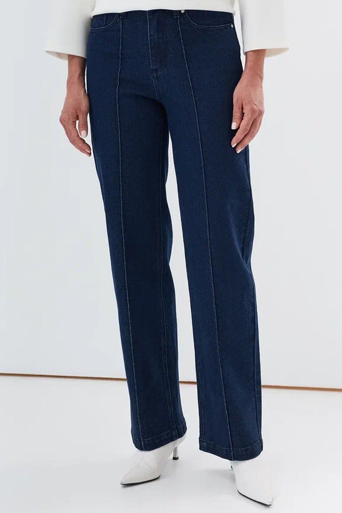 Джинсы прямого силуэта с отстроченными стрелками, 52р