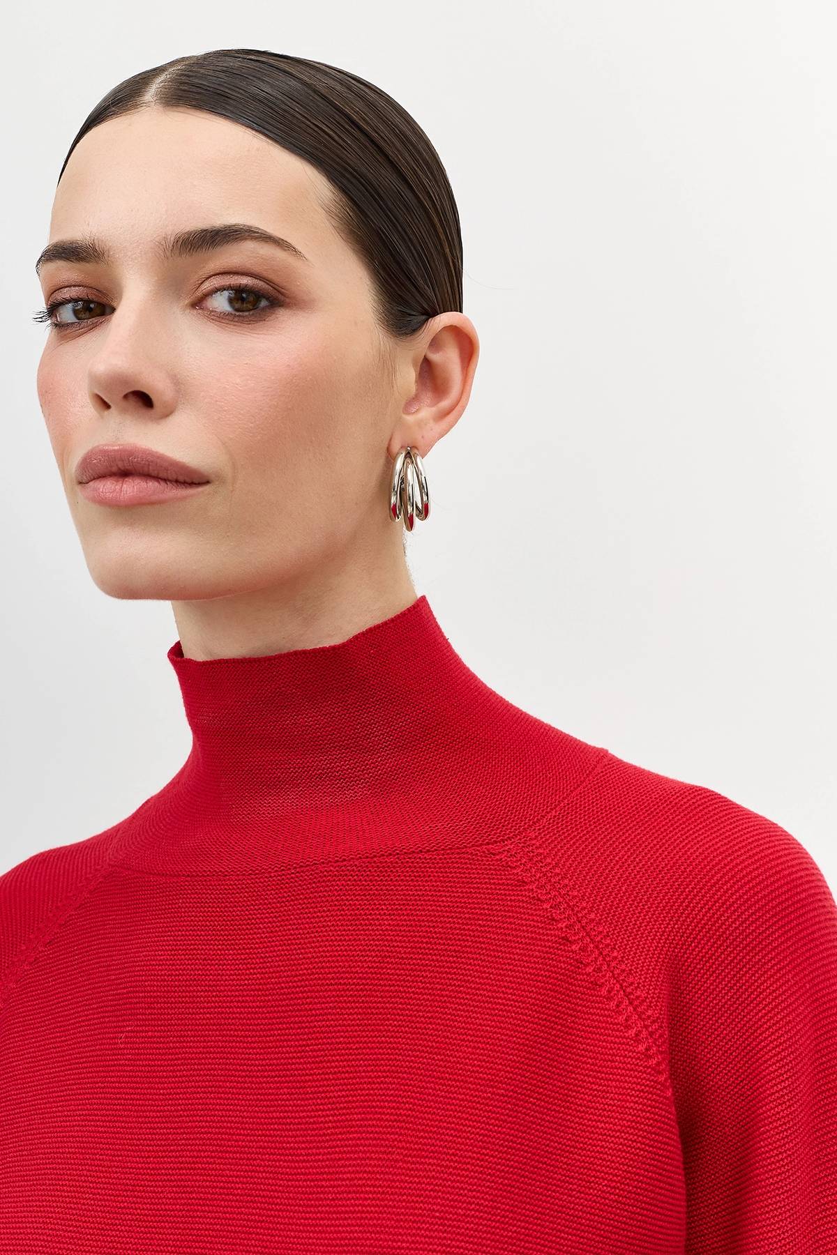 Джемпер с воротником стойкой, 44