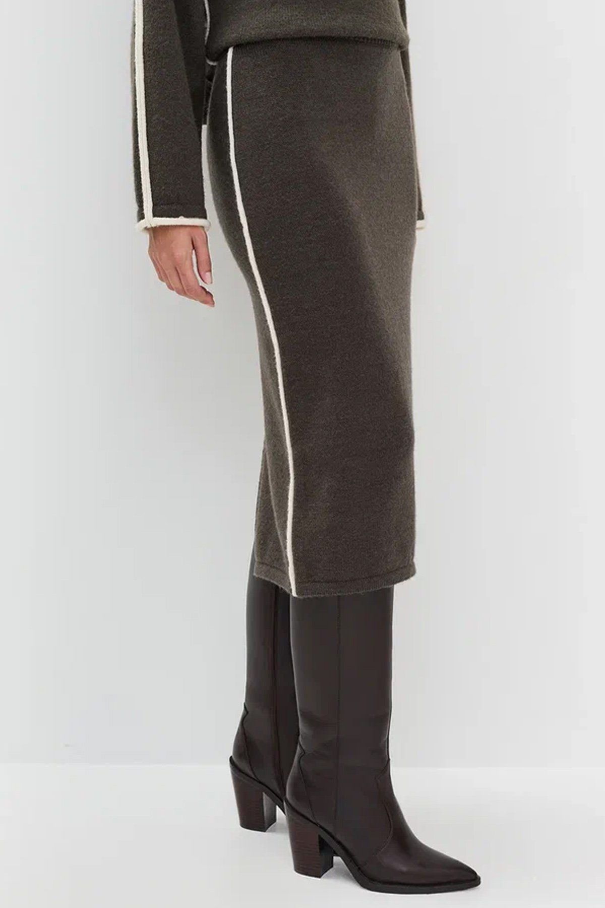 Юбка миди из букле, 42р